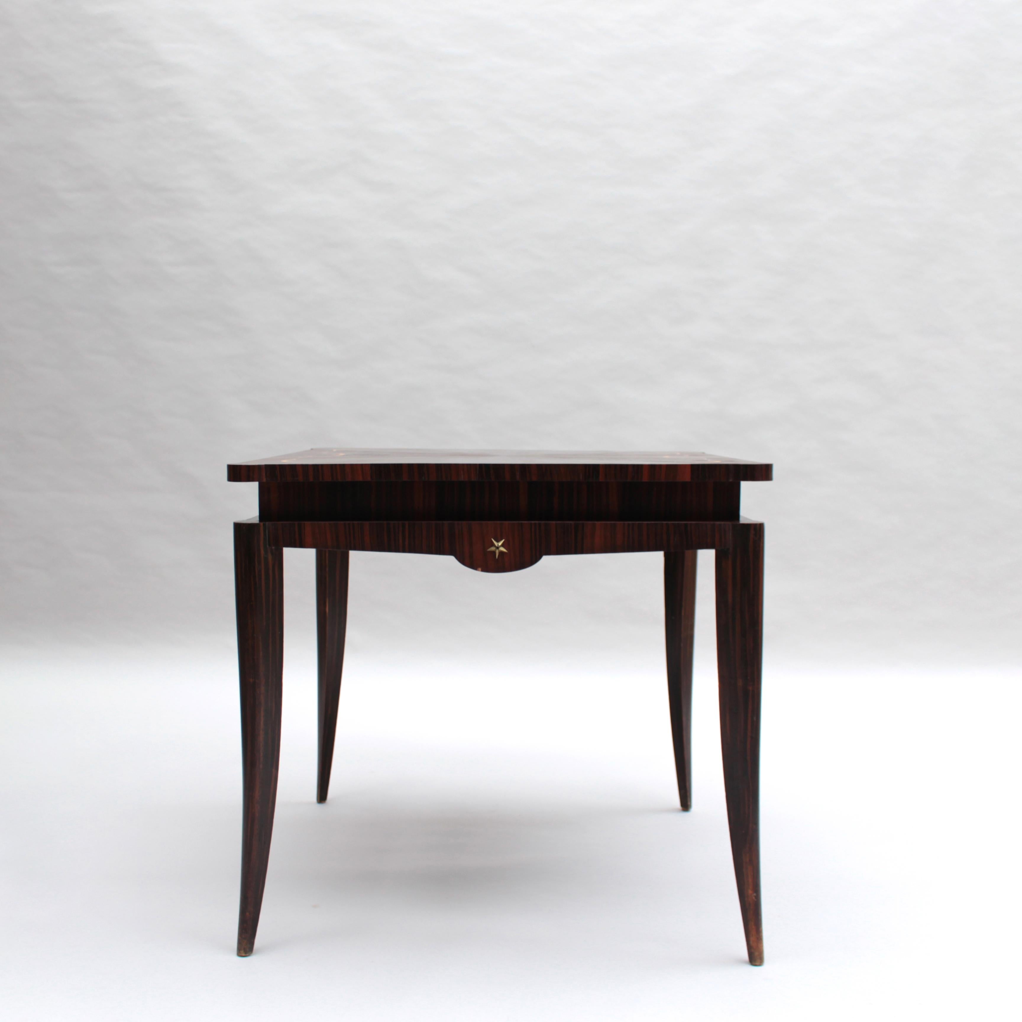 Table de jeu française des années 1940 en ébène de Macassar en vente 3