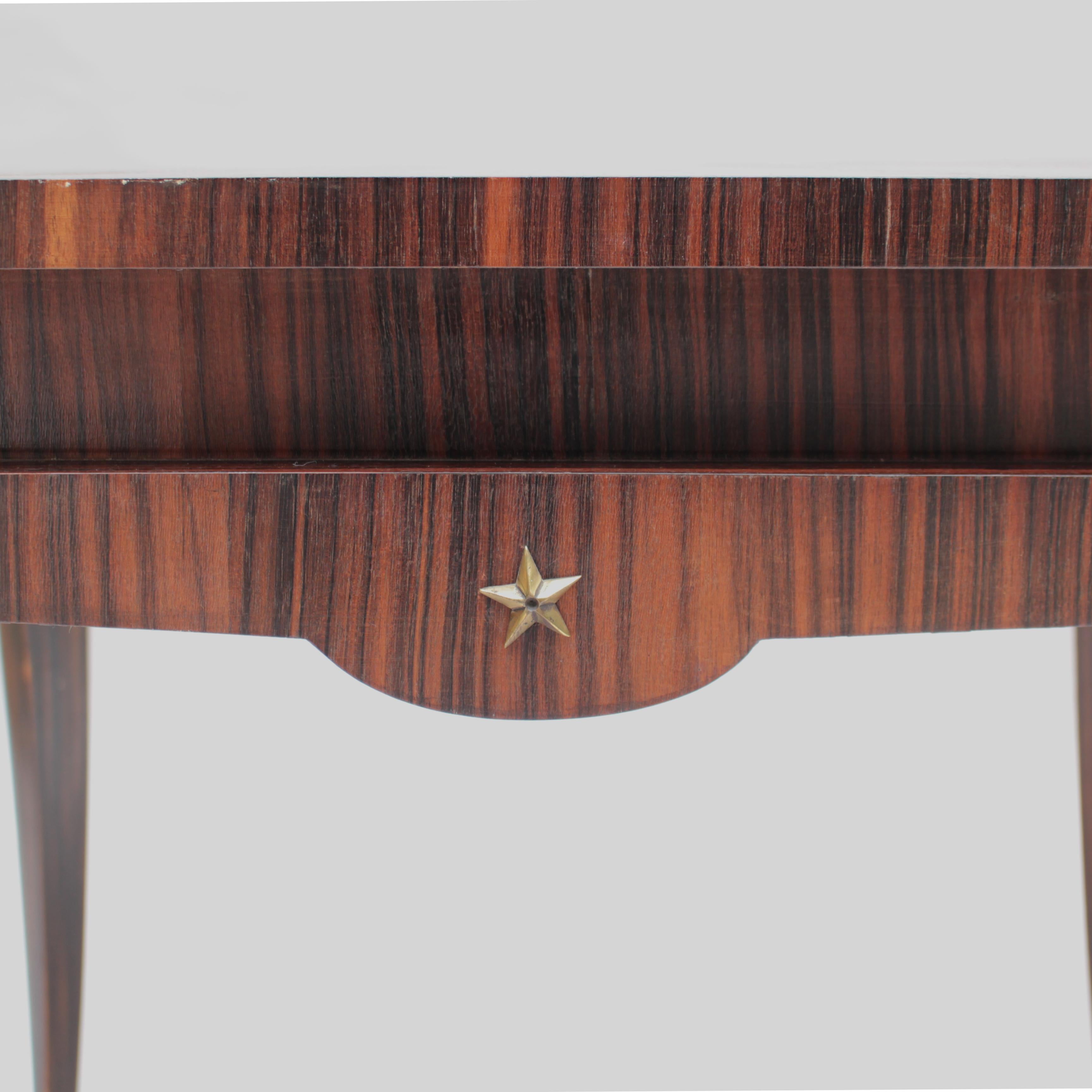 Table de jeu française des années 1940 en ébène de Macassar en vente 2