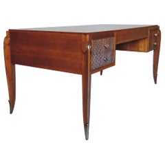Französischer Nussbaum-Schreibtisch von Jean Pascaud aus den 1940er Jahren