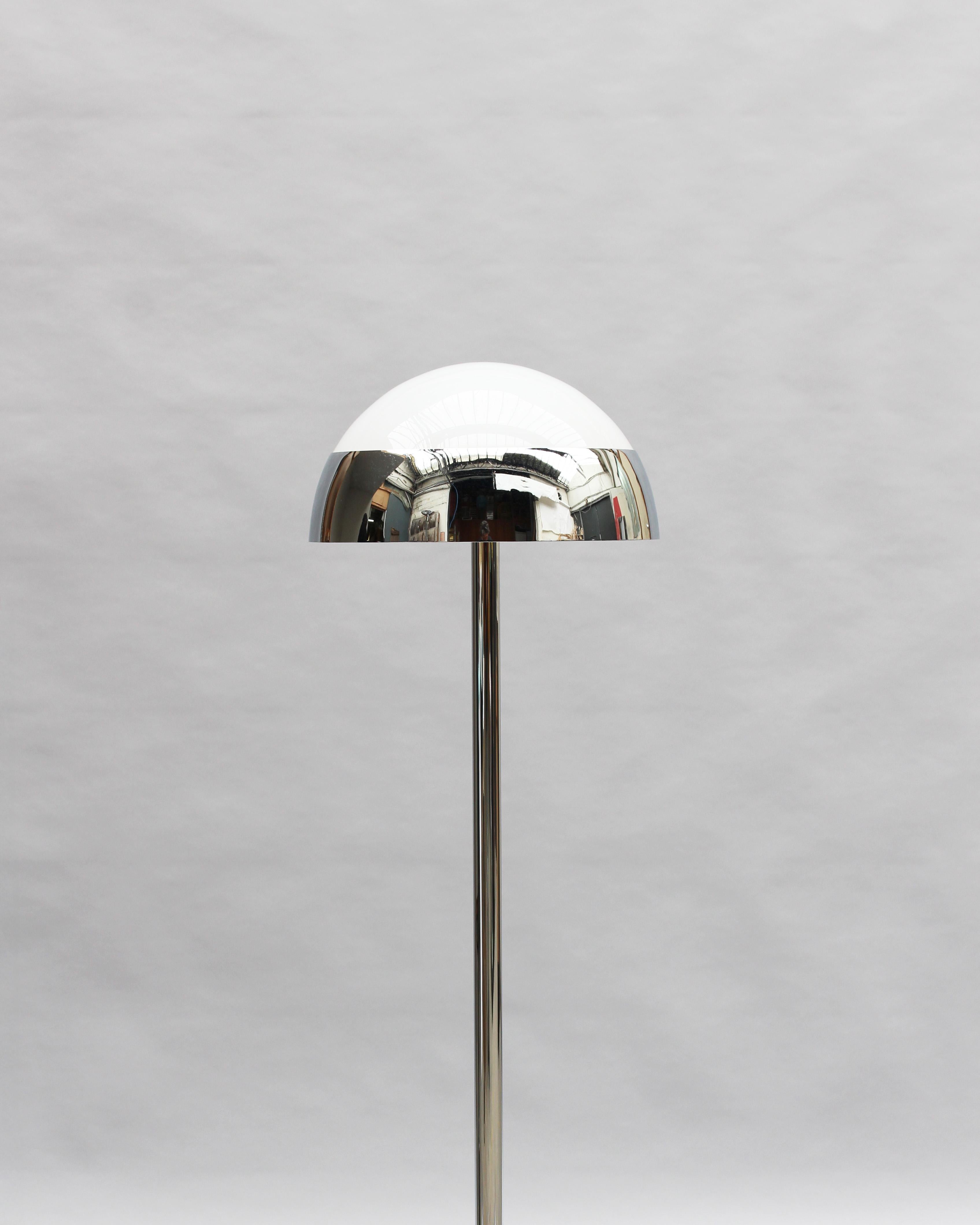 Mid-Century Modern Lampe de lecture sur pied en verre et chrome des années 1950 de Jean Perzel en vente