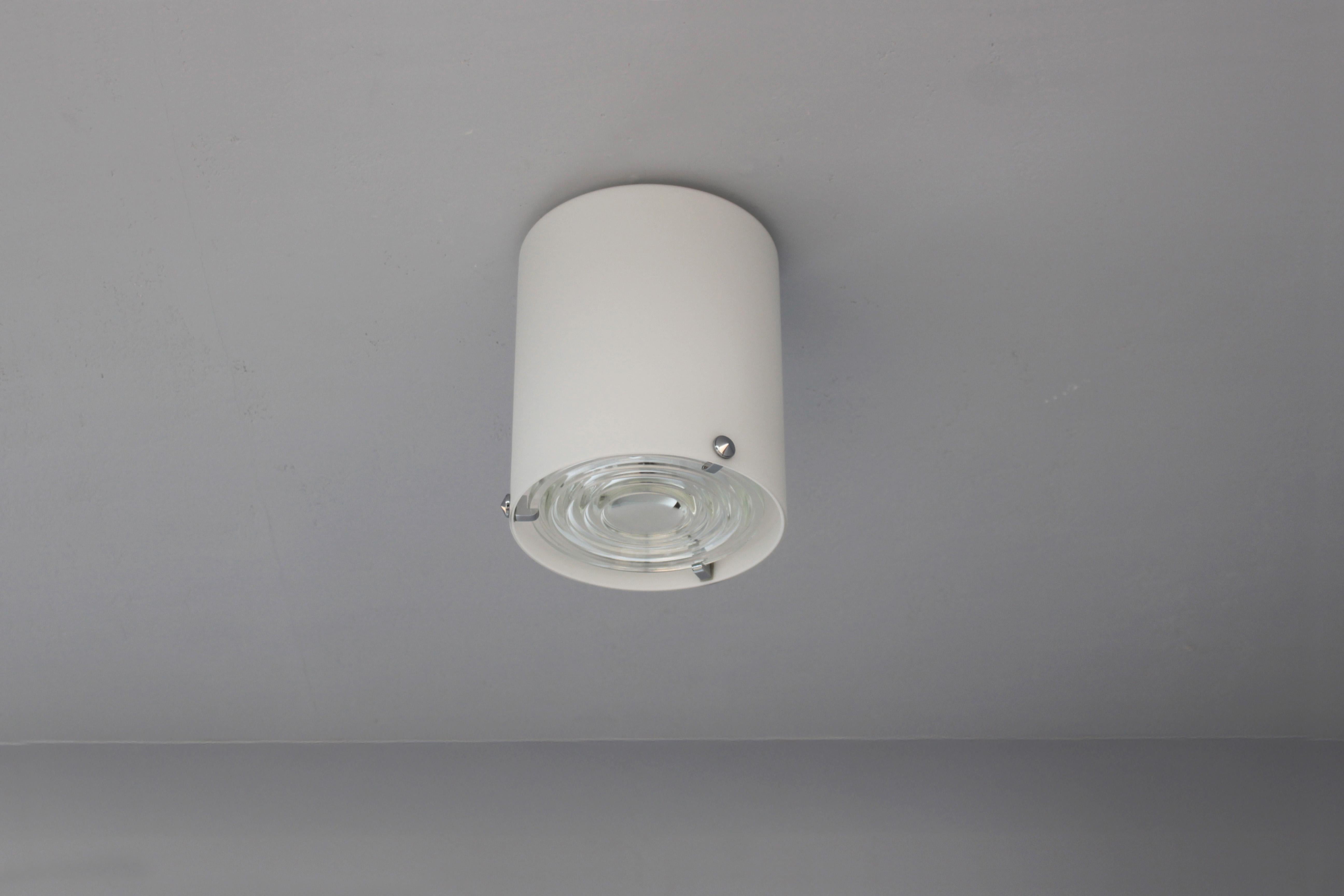 Français Fine Monture de Plafond Cylindrique en Verre et Chrome des années 1950 par Perzel en vente
