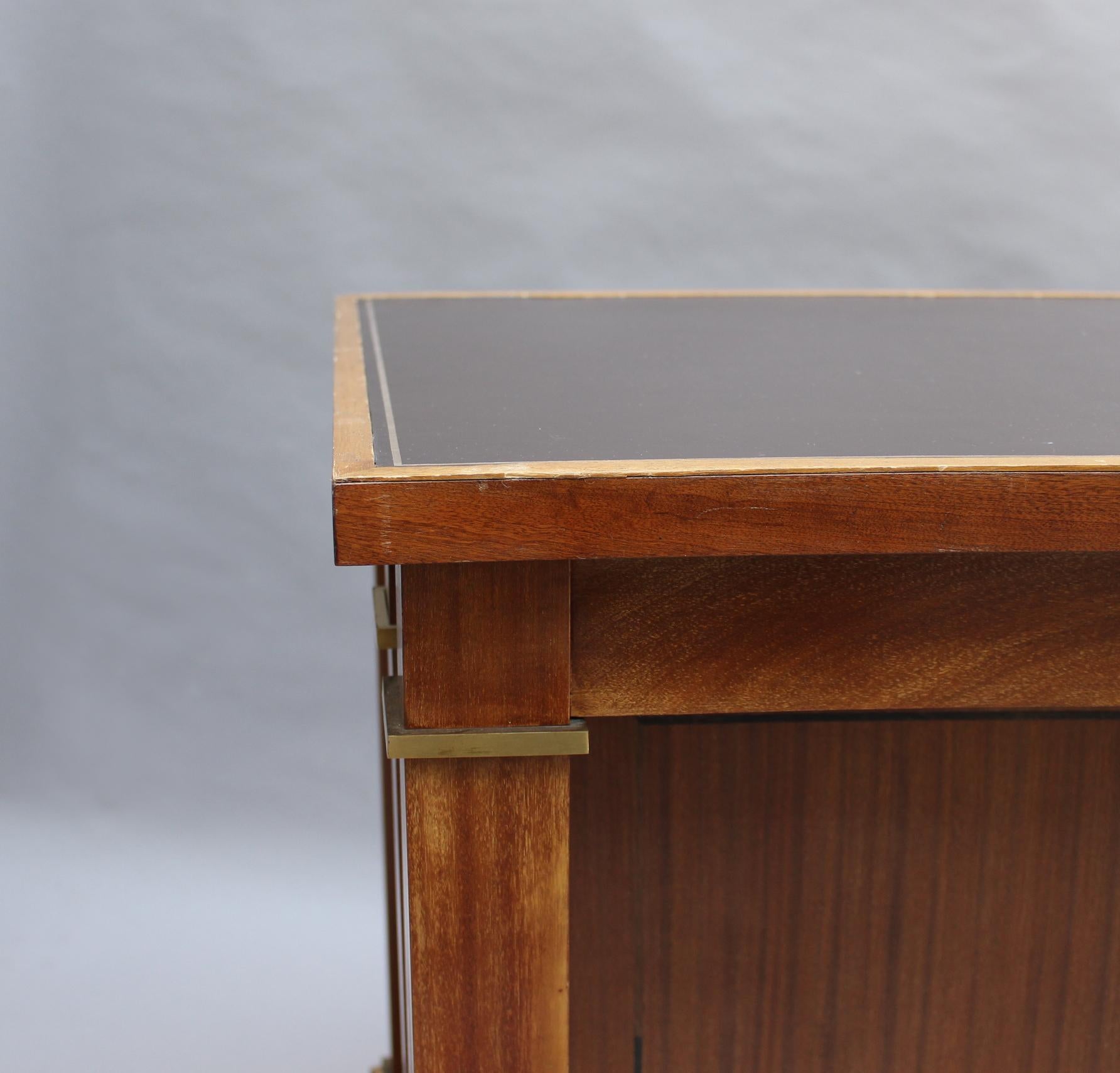 Gebogener französischer Mahagoni-Schreibtisch aus den 1950er Jahren von Jacques Adnet '2 verfügbar' im Angebot 5