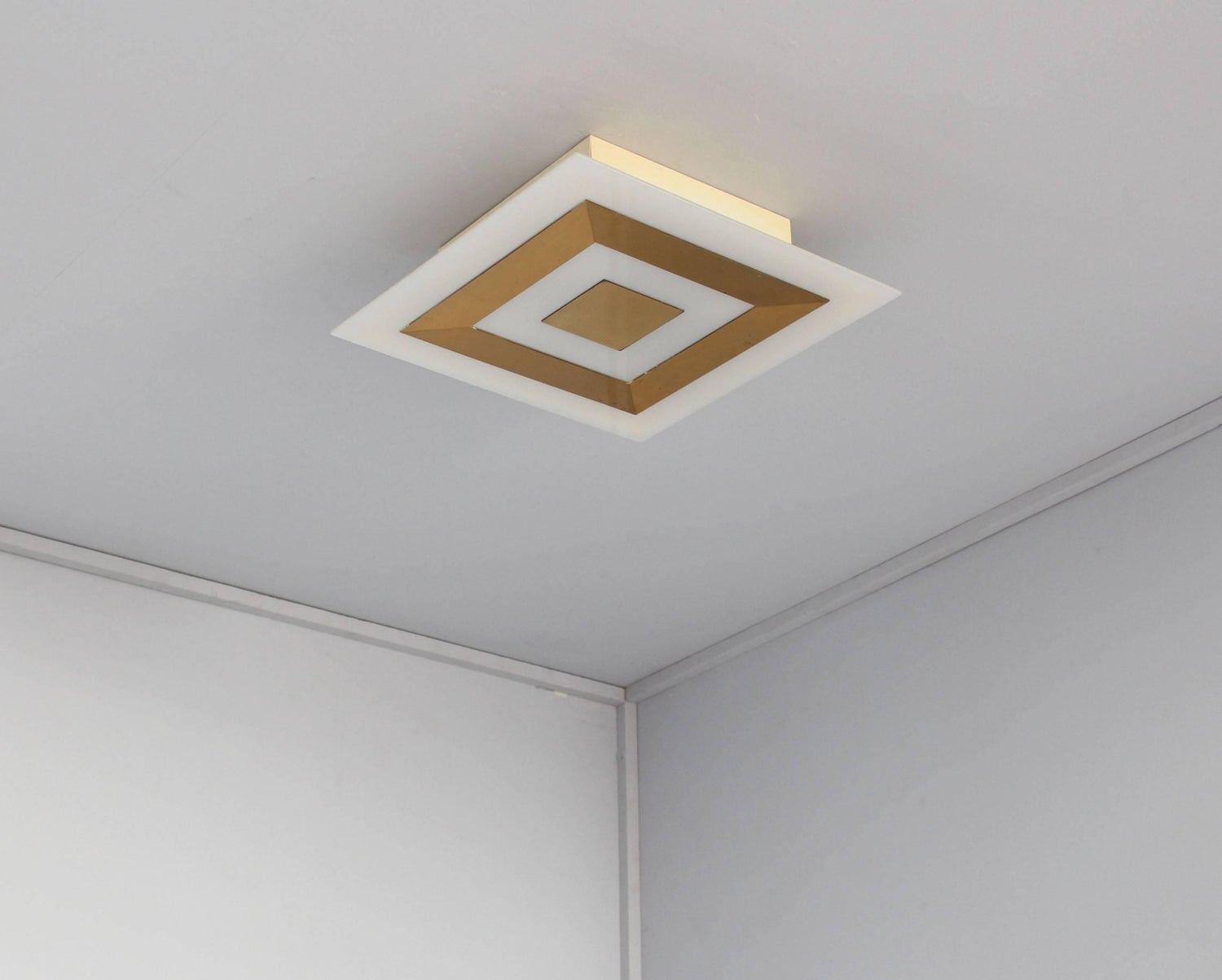 Schone Franzosische Decken Oder Wandleuchte Aus Bronze Und Glas Von Perzel