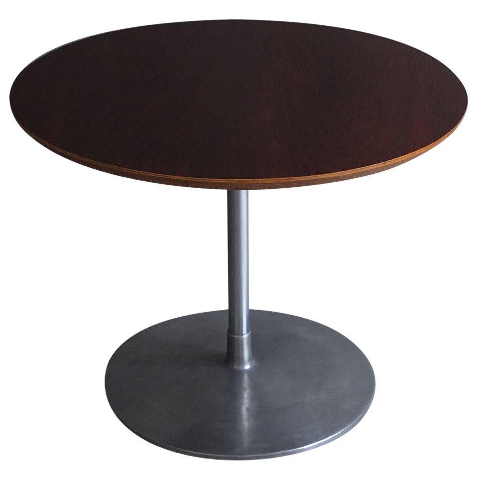 Fine French 1960s Round Gueridon or Side Table by Pierre Paulin For Sale
