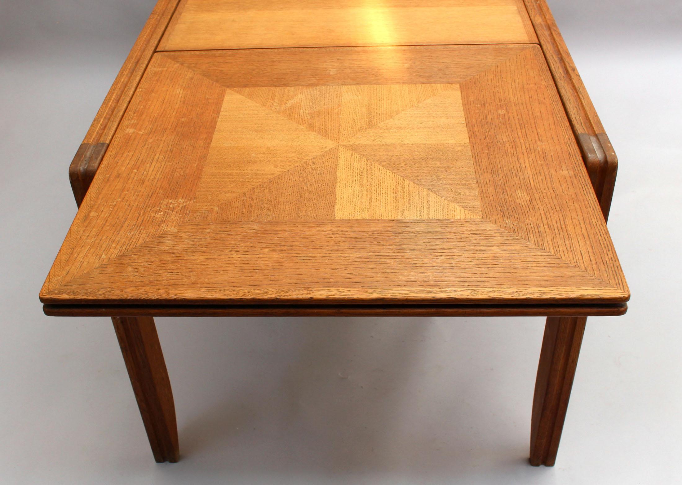 Fine French 1970s Extendable Oak Dining Table by Guillerme & Chambron For Sale 7