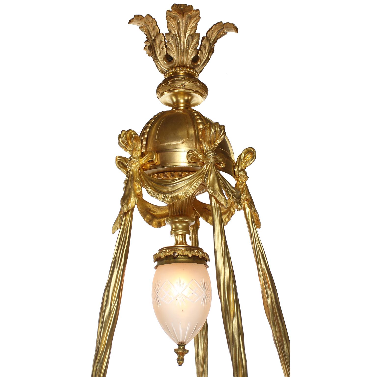 Fine French 19th-20th Century Louis XV Style Gilt Bronze and Baccarat Chandelier For Sale 7