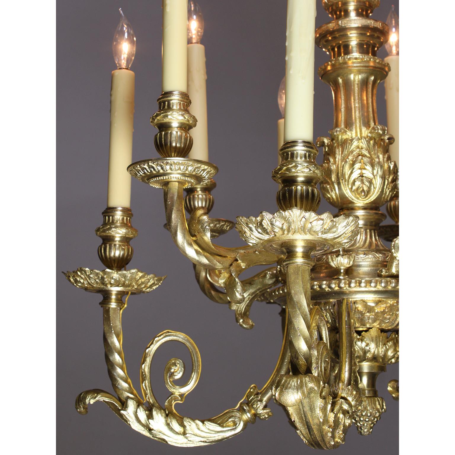 Fine French 19th-20th Century Louis XV Style Gilt-Bronze Ten-Light Chandelier For Sale 1