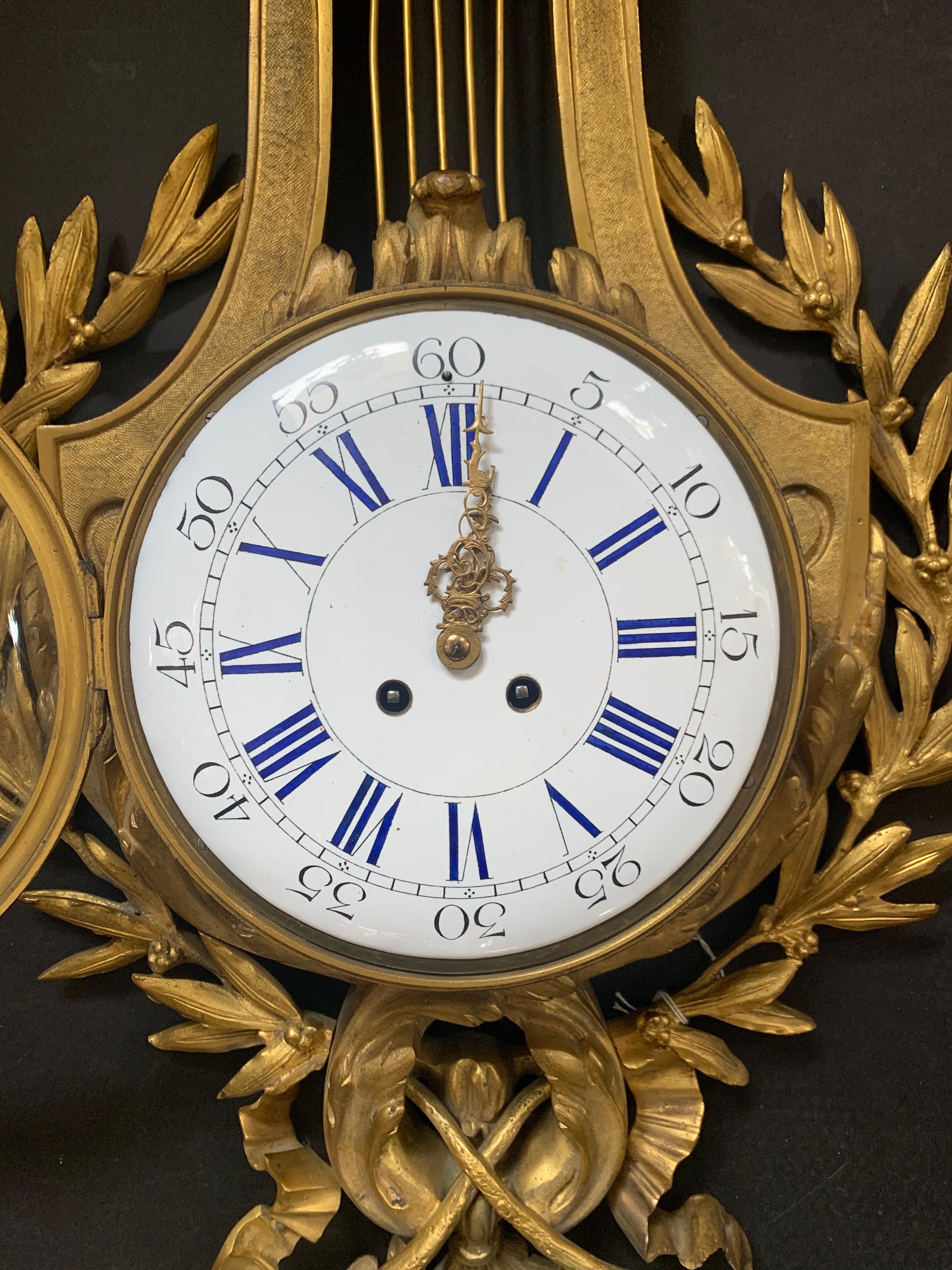 Fine French 19th Century Gilt Bronze Bow Top Cartel Wall Clock Birds of Prey 3