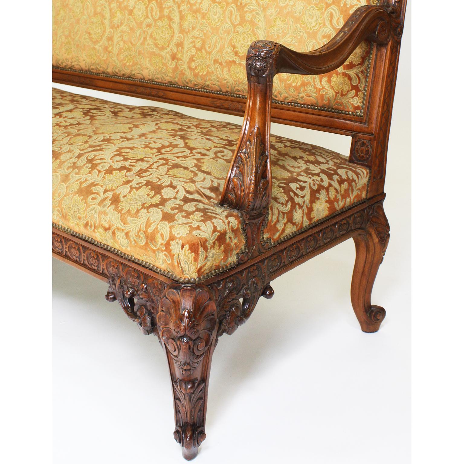Fine French 19th Century Louis XV Style Carved Walnut Three-Piece Salon Suite For Sale 5