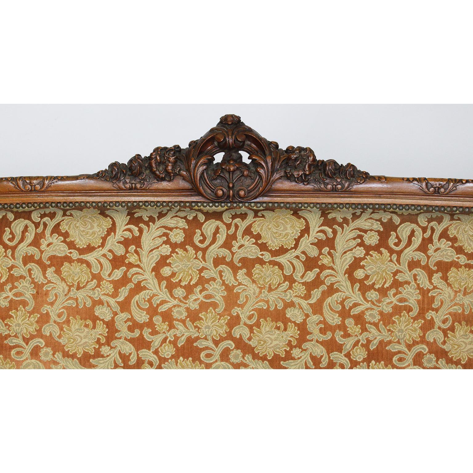 Fine French 19th Century Louis XV Style Carved Walnut Three-Piece Salon Suite For Sale 3