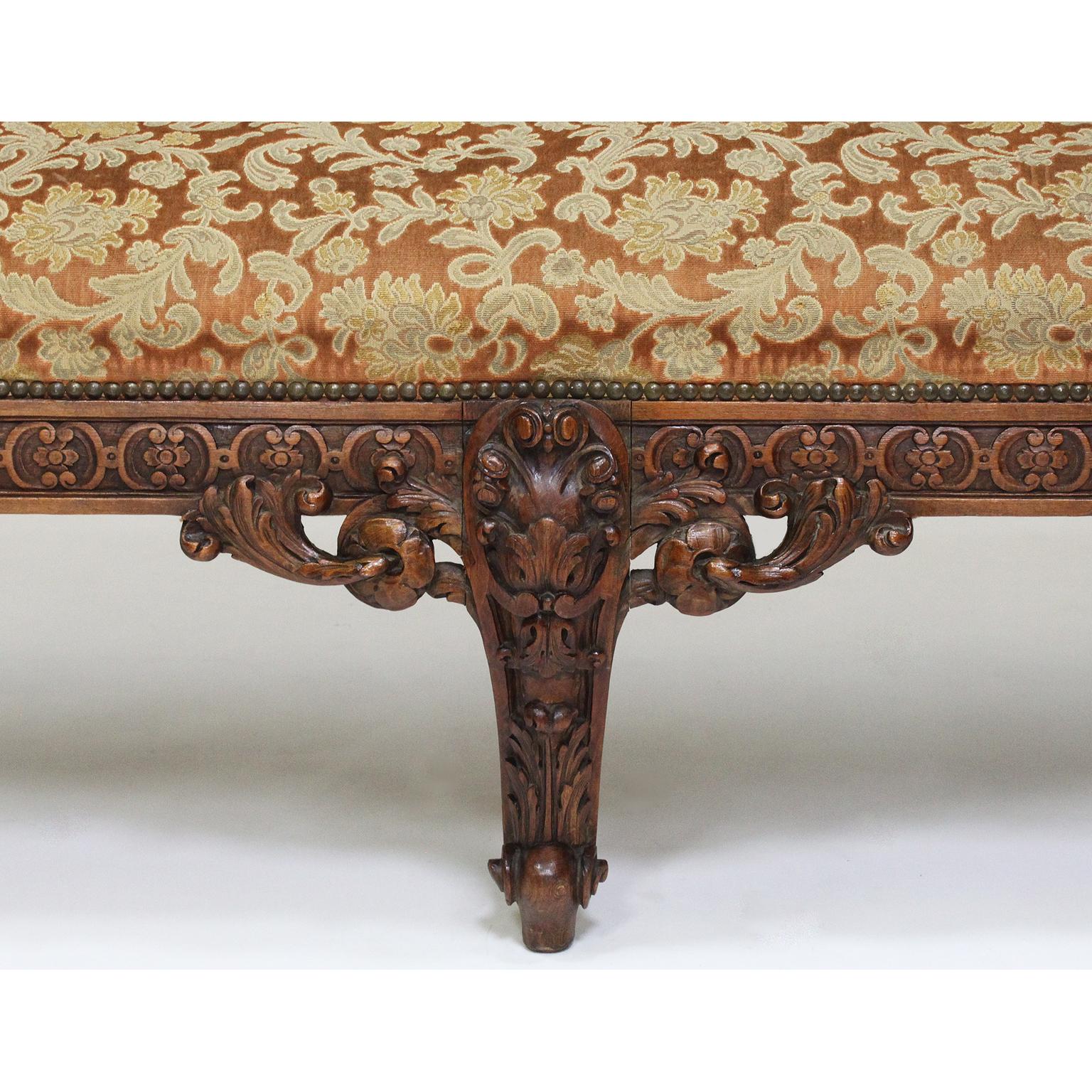 Fine French 19th Century Louis XV Style Carved Walnut Three-Piece Salon Suite For Sale 4