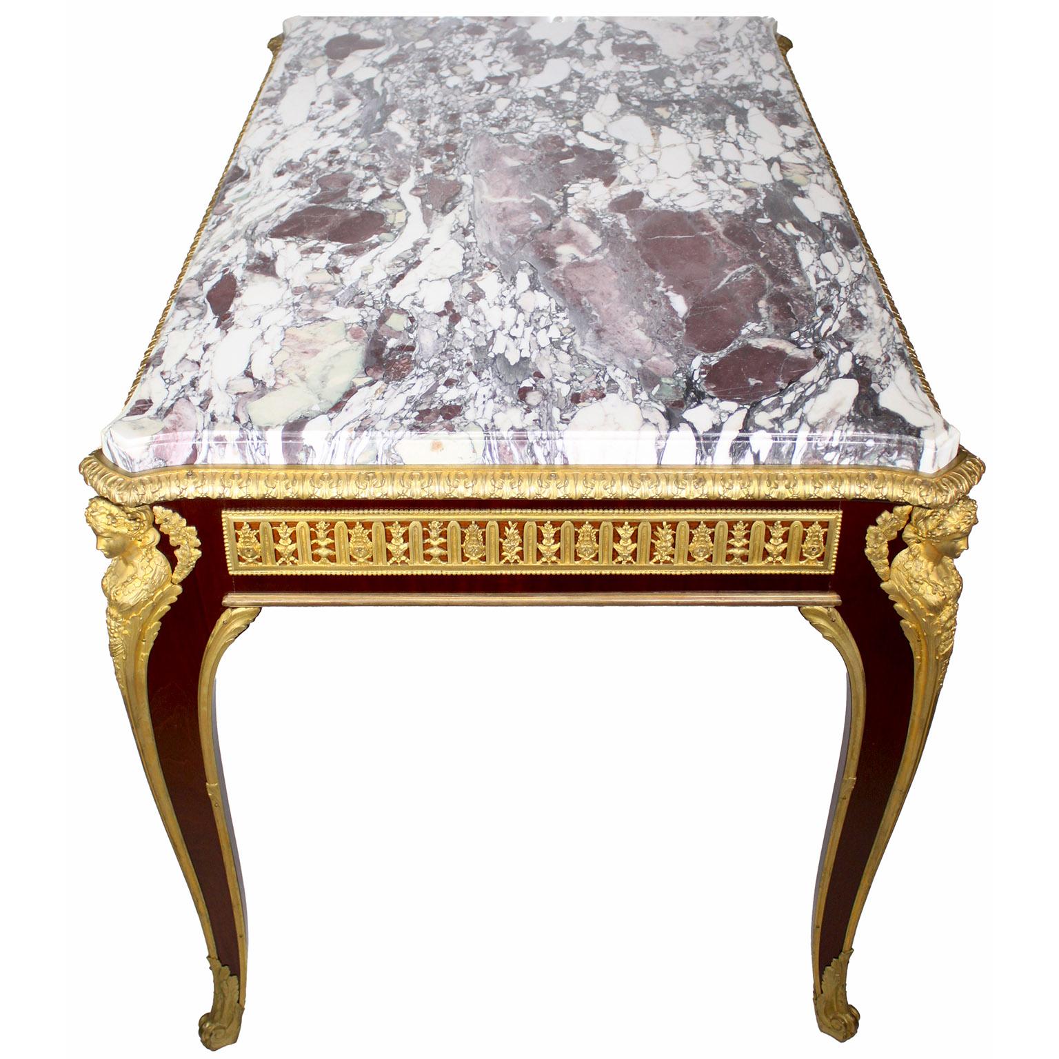 Table centrale de style Louis XV du 19ème siècle, attribuée à Millet en vente 3