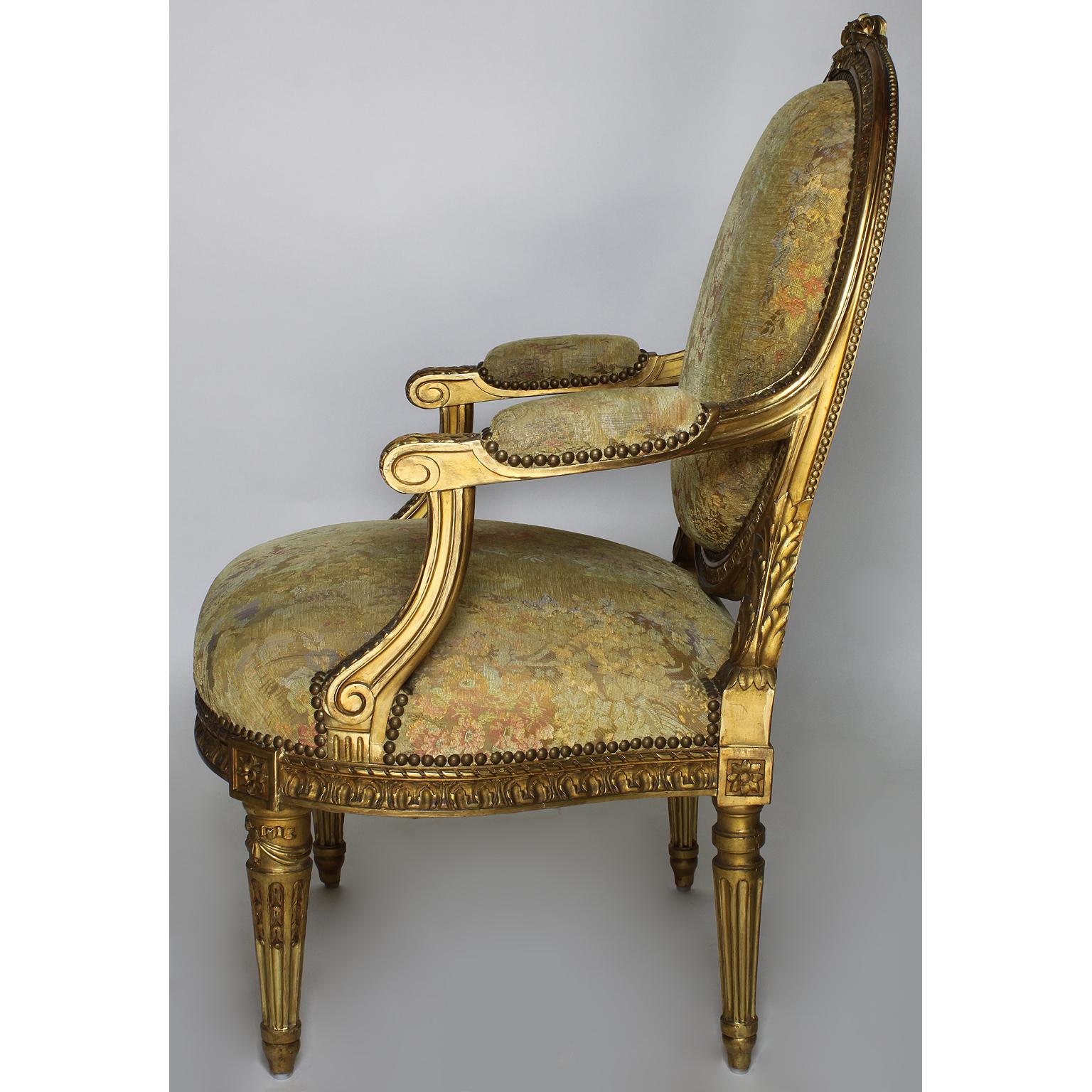 Fine French 19th Century Louis XVI Style Giltwood Carved Five-Piece Salon Suite For Sale 9