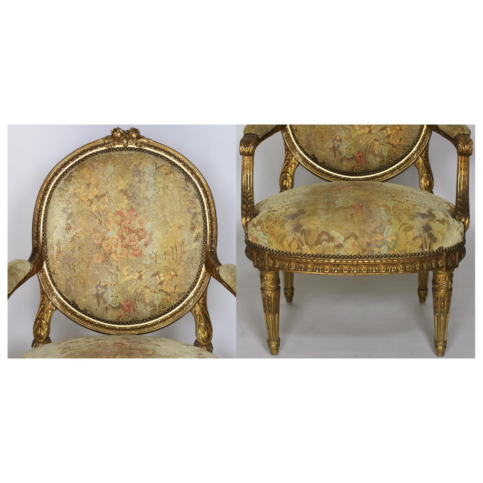 Fine French 19th Century Louis XVI Style Giltwood Carved Five-Piece Salon Suite For Sale 13