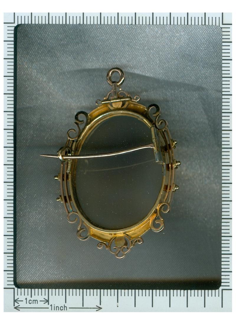 Fine French Antique Cameo Black Enamel Pearl 18 Karat Rose Gold Brooch Pendant For Sale 4