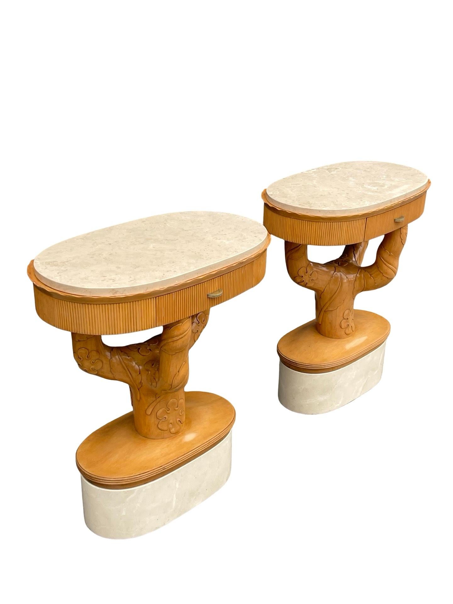 Français Belles tables d'appoint d'architecture française Art Déco dans le style de T. H. Robsjohn-Gibbin en vente