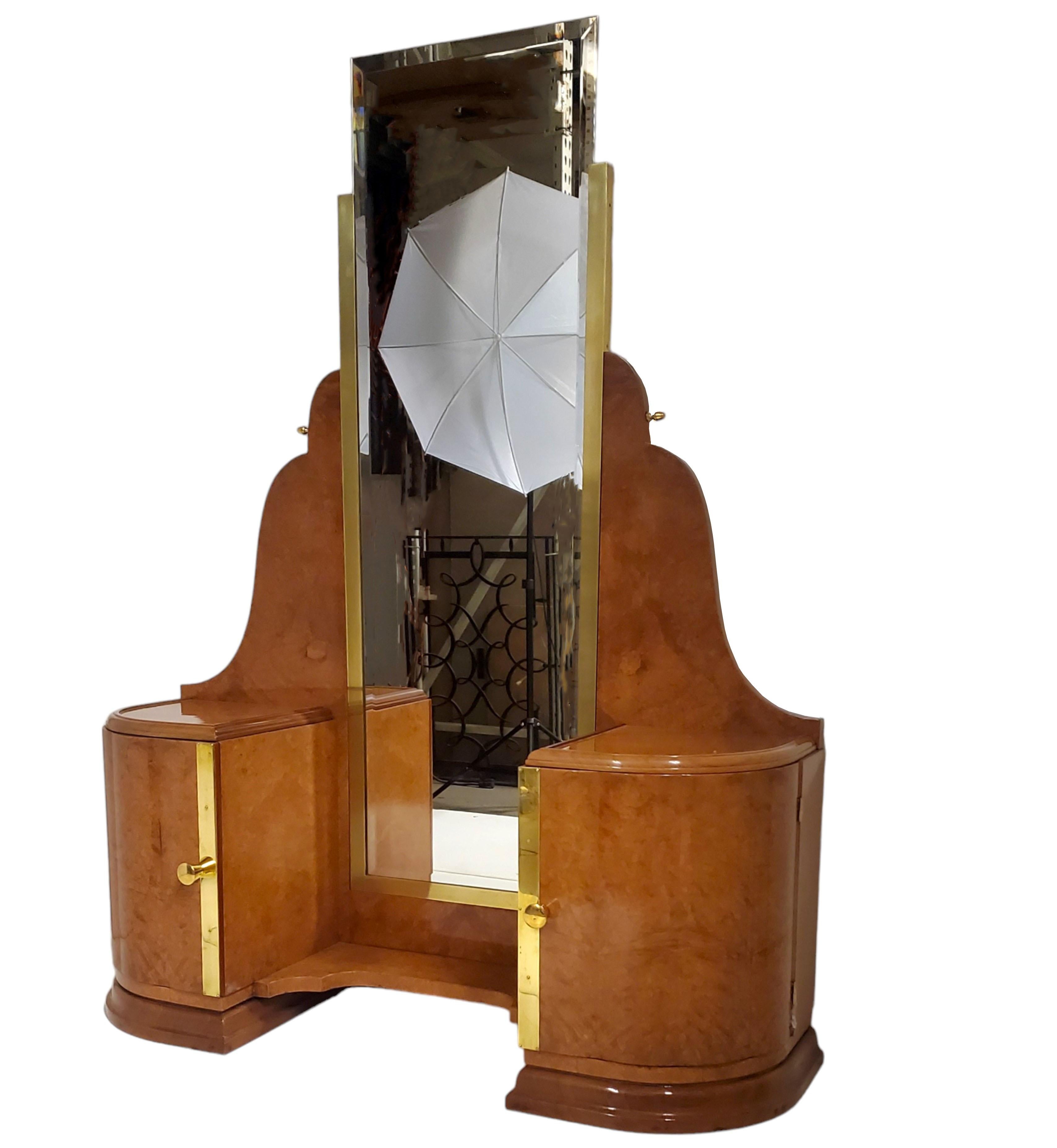 Fine French Art Deco amboyna vanity/ dressing table w/ brass trim For Sale 12