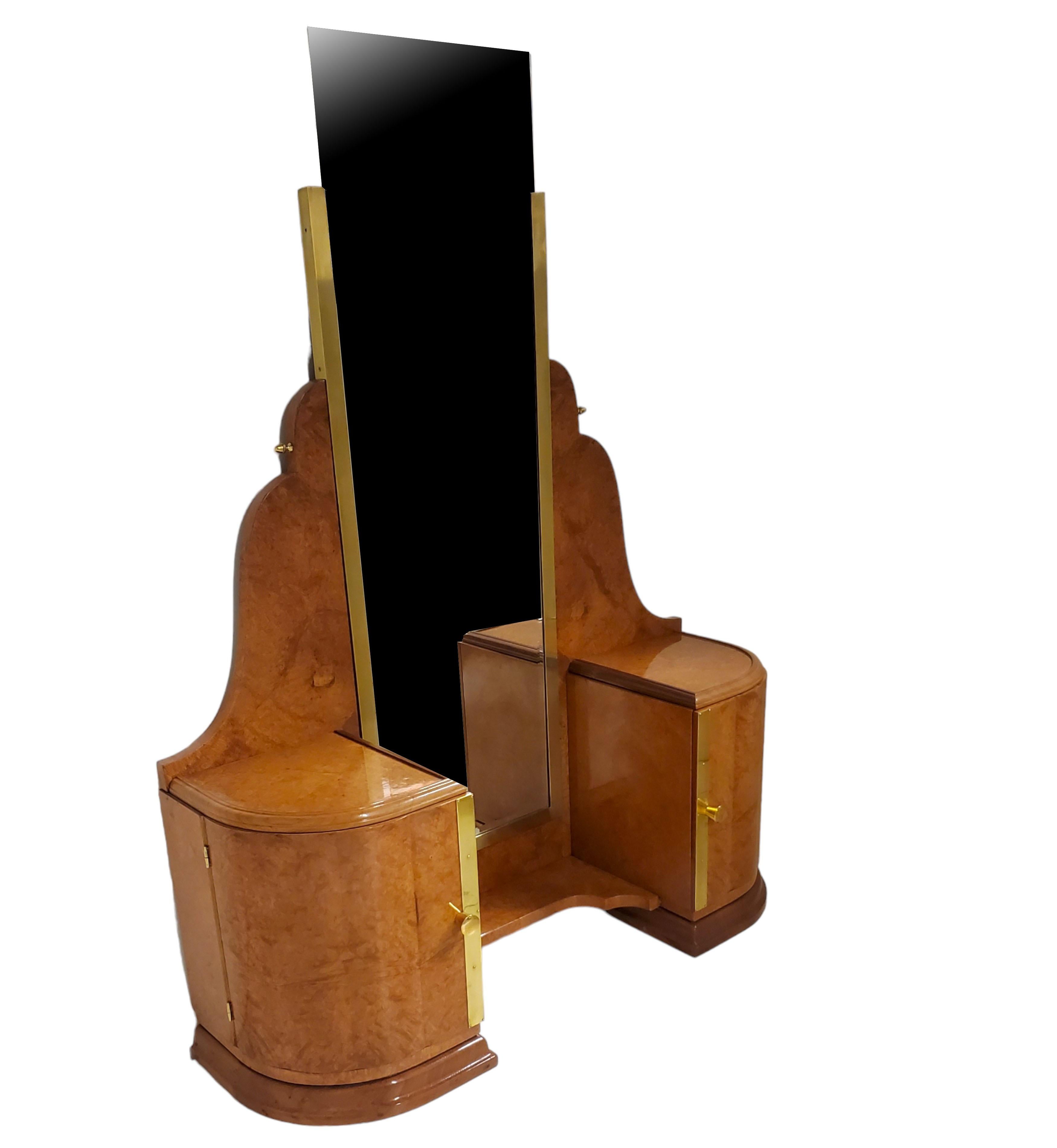 Fine French Art Deco amboyna vanity/ dressing table w/ brass trim For Sale 2