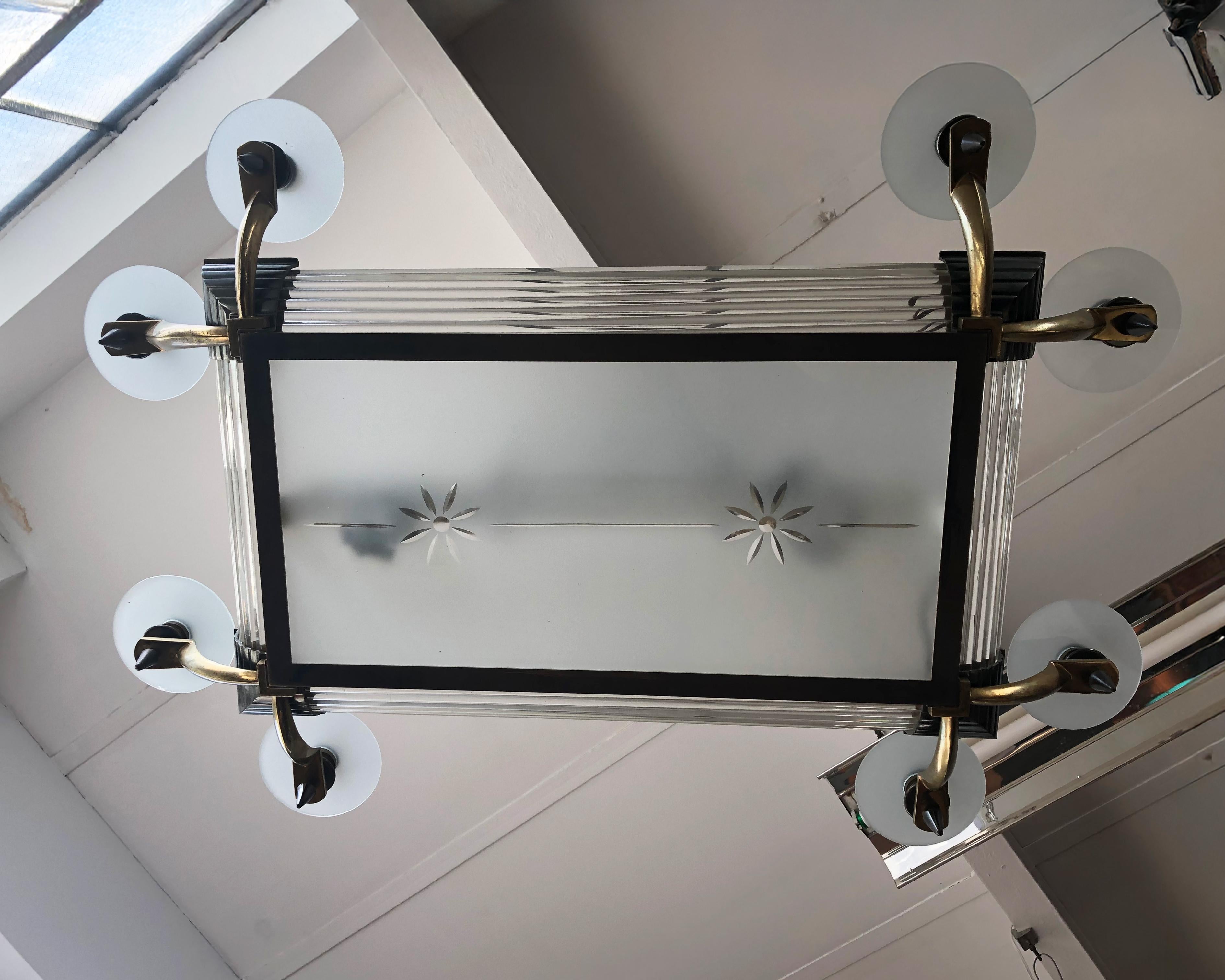 Fine French Art Deco Brass and Glass Chandelier by Petitot For Sale 3