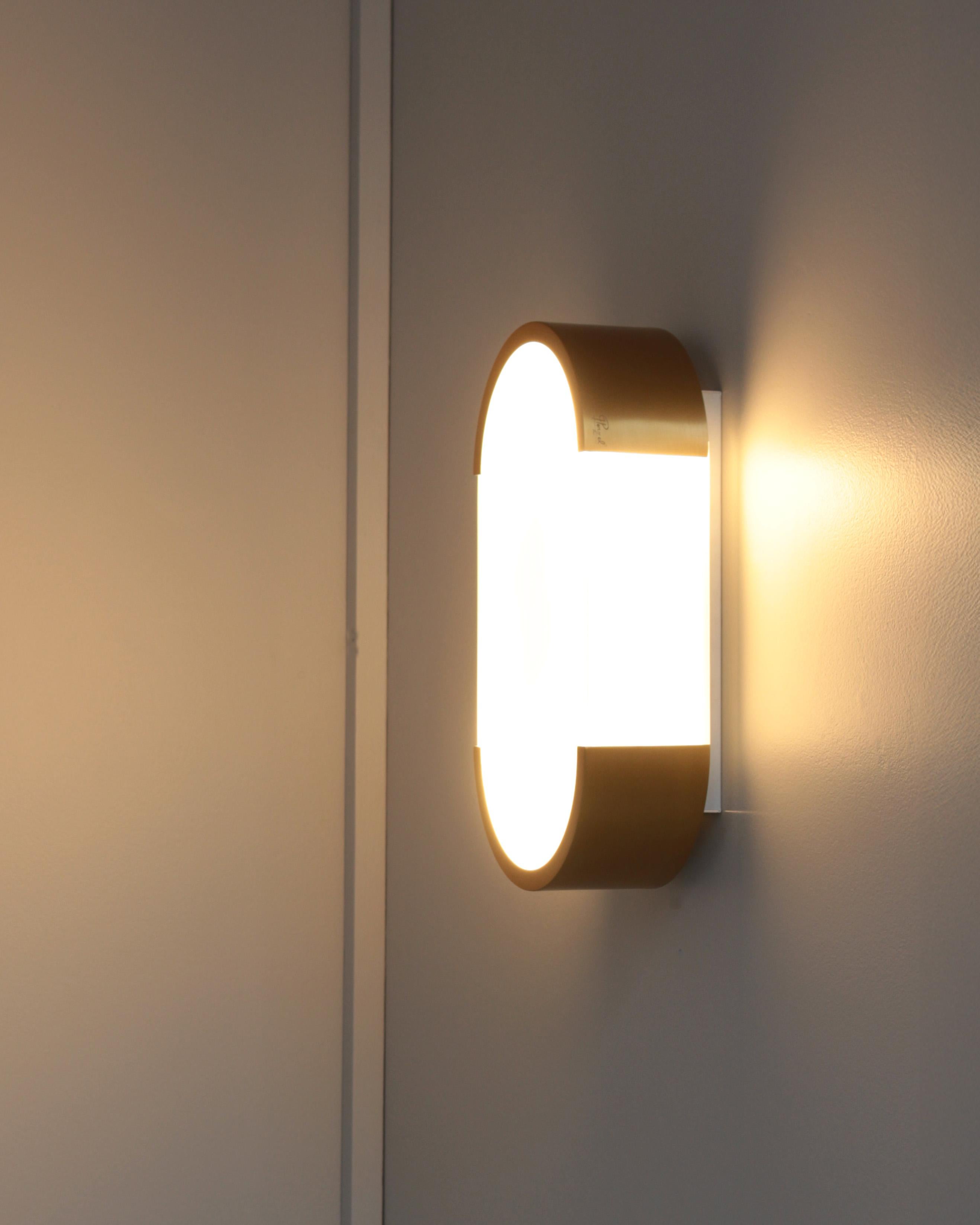 Lampada da soffitto o da parete in bronzo e vetro Art Déco francese di Perzel in vendita 5