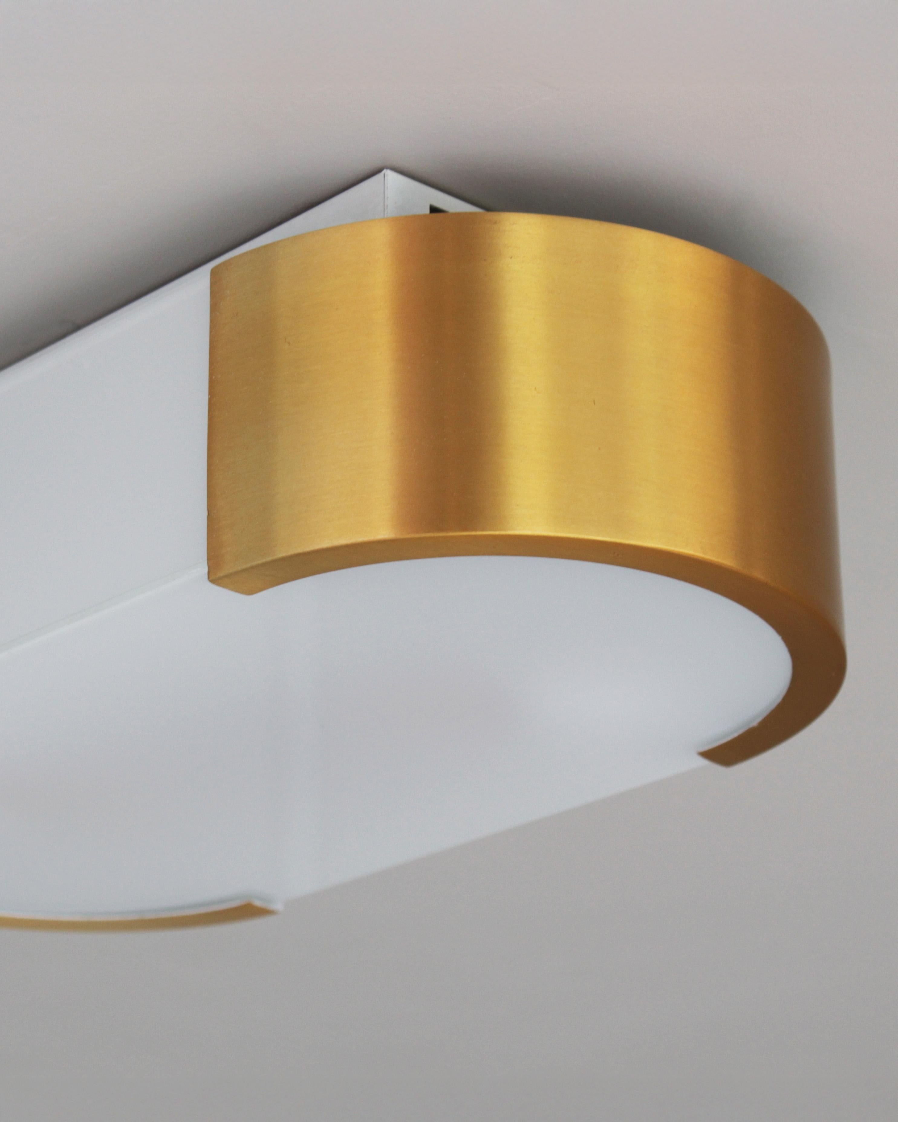 Lampada da soffitto o da parete in bronzo e vetro Art Déco francese di Perzel in vendita 1