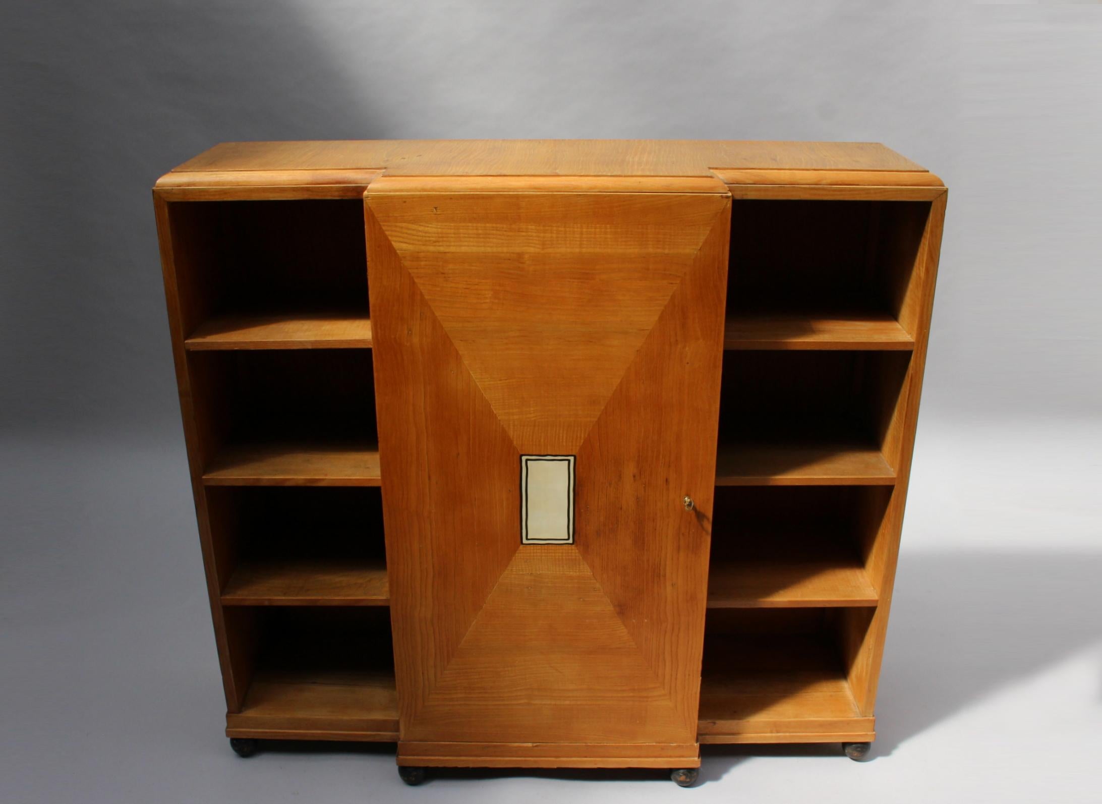Fine French Art Deco Cabinet / Bar / Bookcase 7