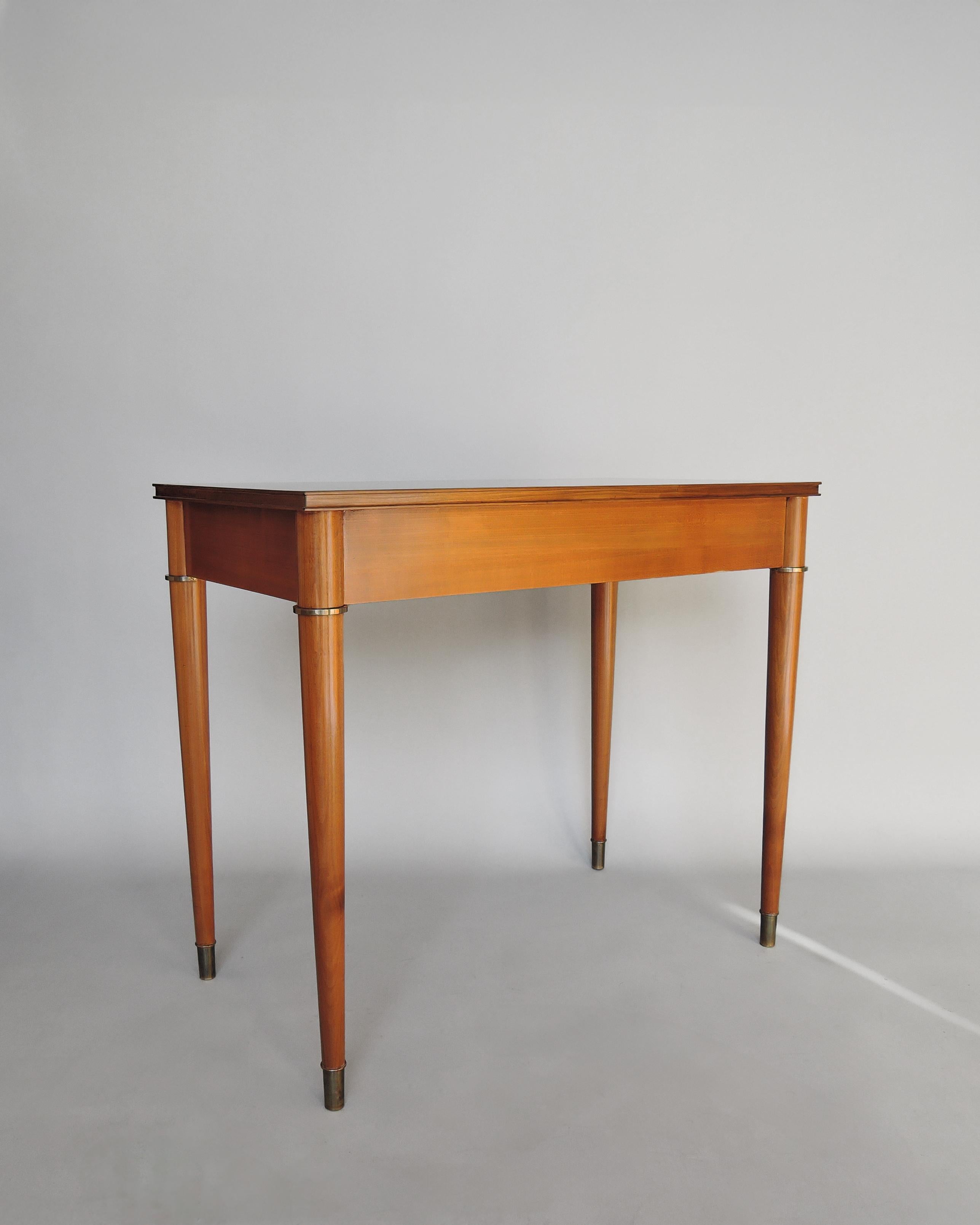Scrivania francese Art Déco in ciliegio con dettagli in bronzo in vendita 5
