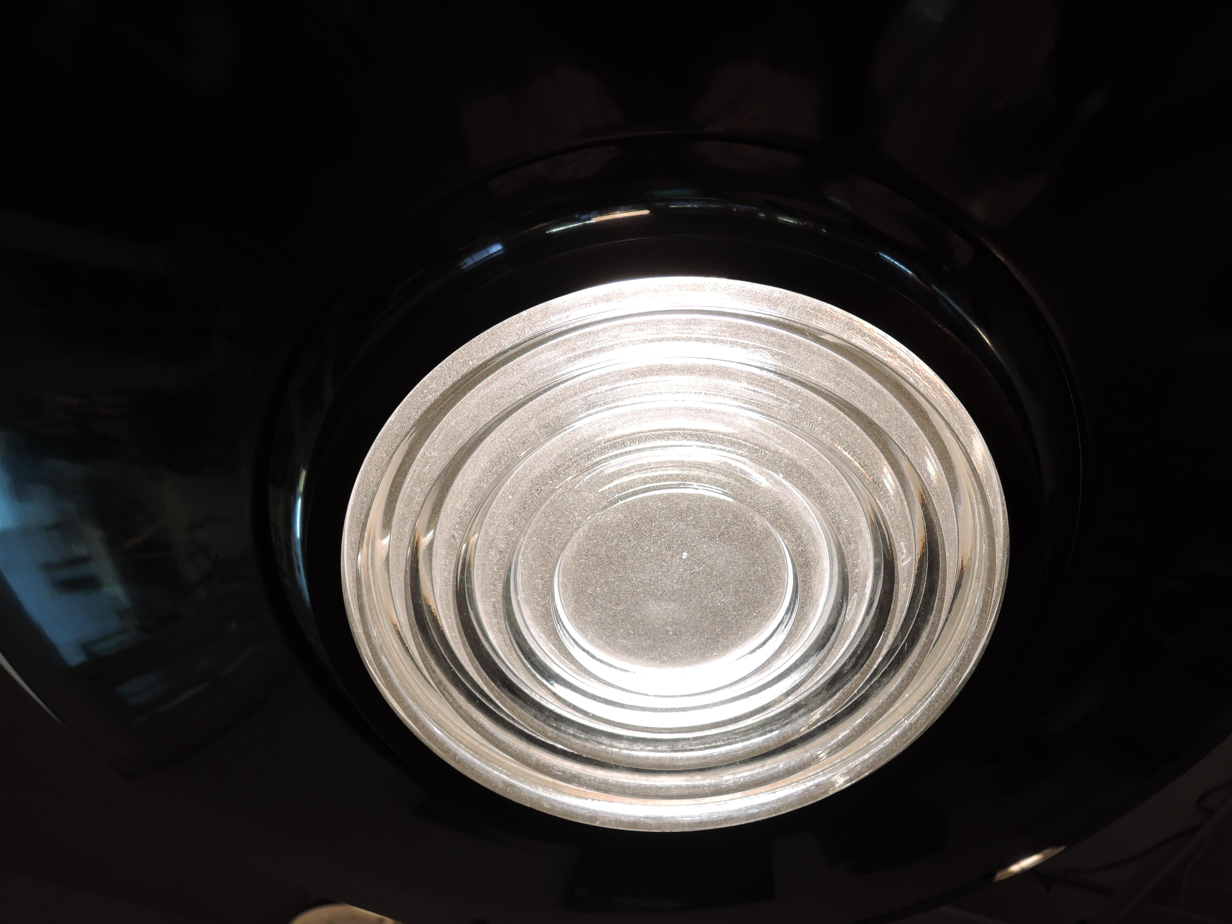 Raffinato lampadario francese Art Déco in vetro e cromo di Jean Perzel in vendita 5