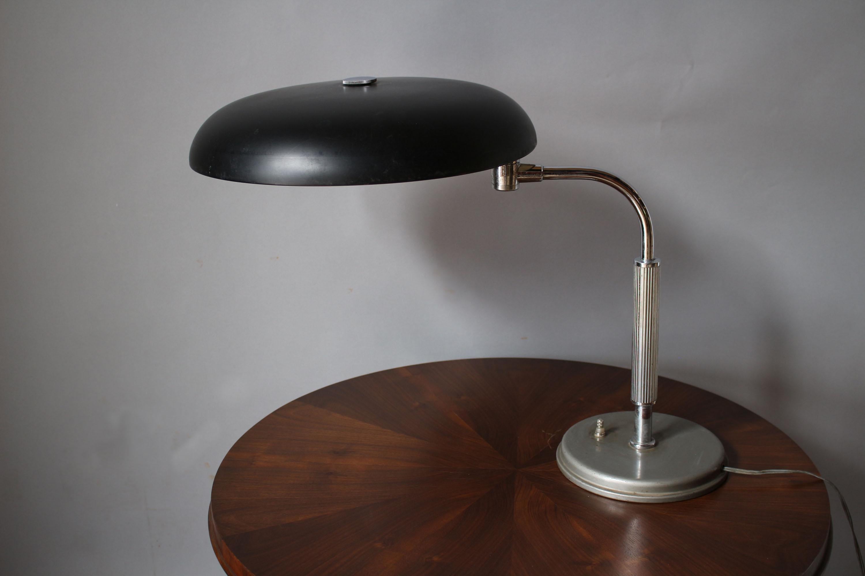 Fine French Art Deco Chrome and Lacquered Desk Lamp 8