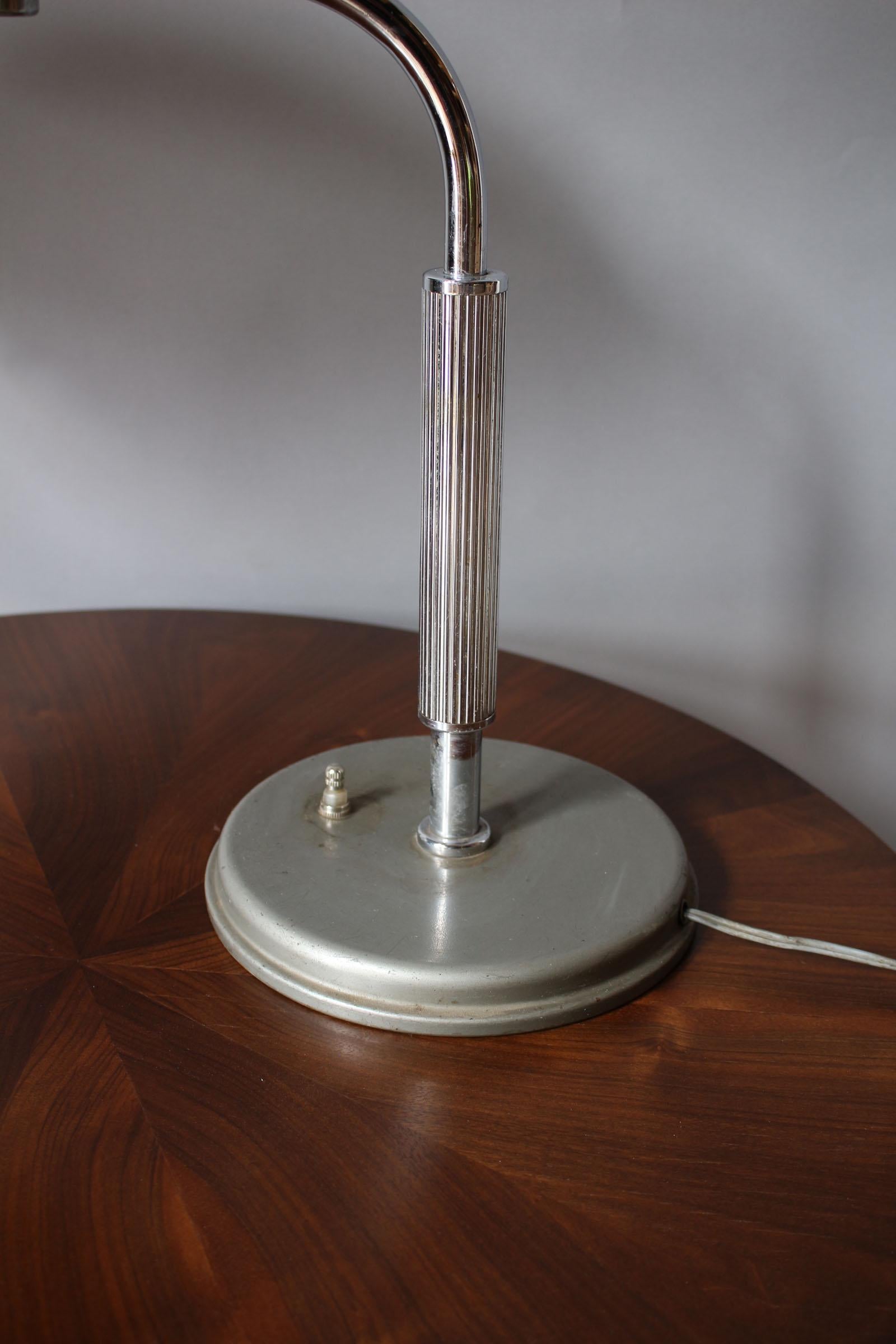 Fine French Art Deco Chrome and Lacquered Desk Lamp 1