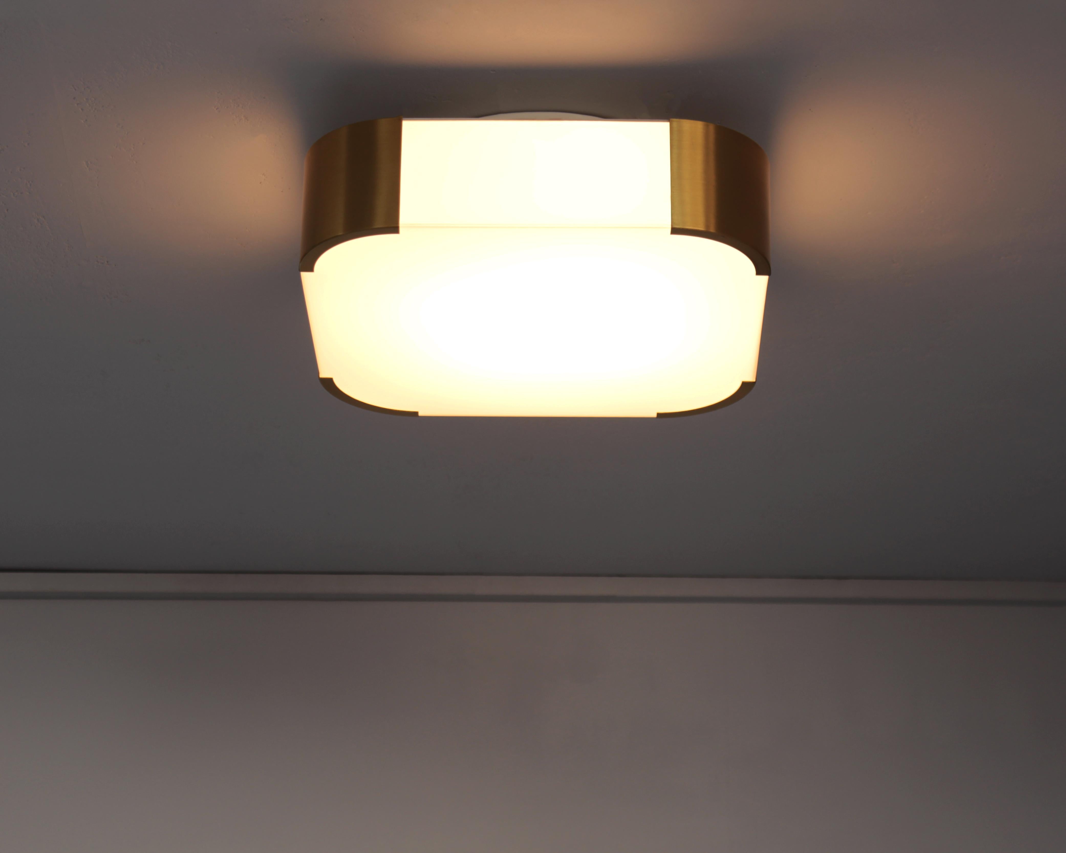 Fine French Art Deco Glass and Bronze Ceiling or Wall Light by Perzel For Sale 2