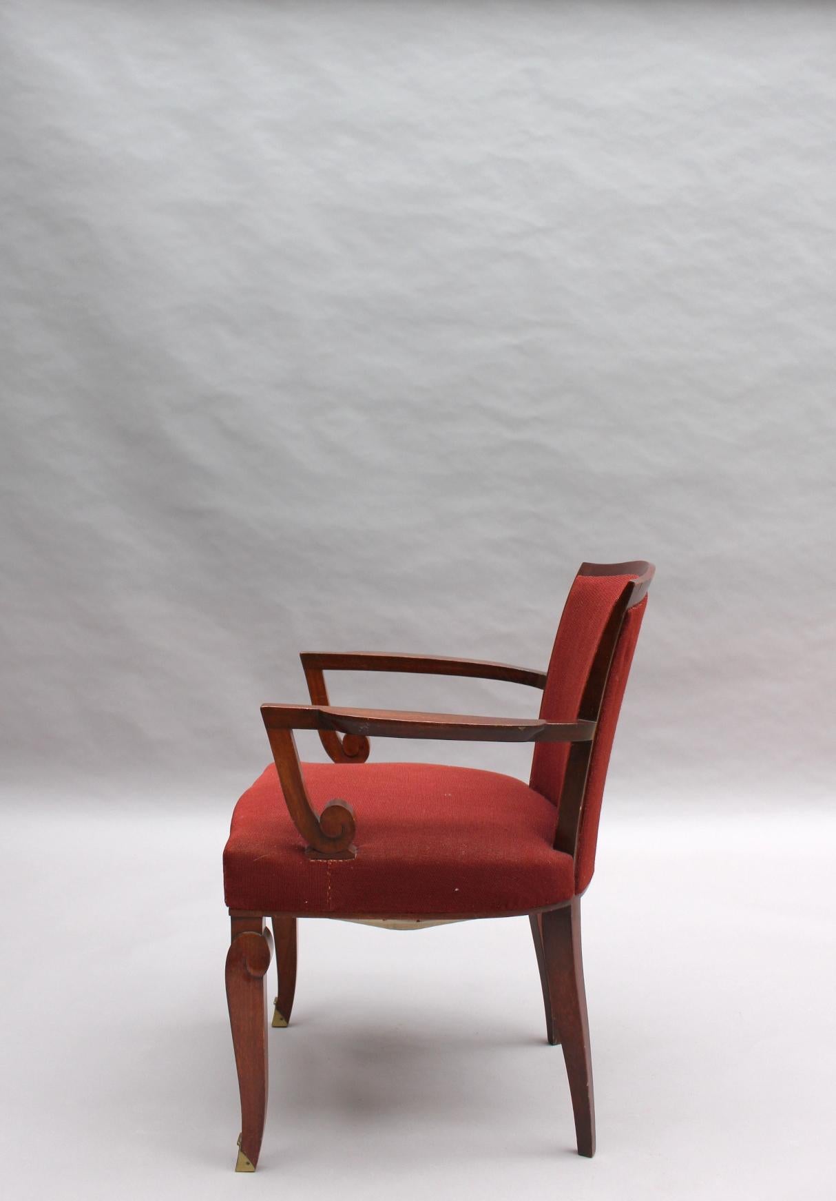Französischer Mahagoni-Sessel im Art déco-Stil von Jules Leleu (Mitte des 20. Jahrhunderts) im Angebot