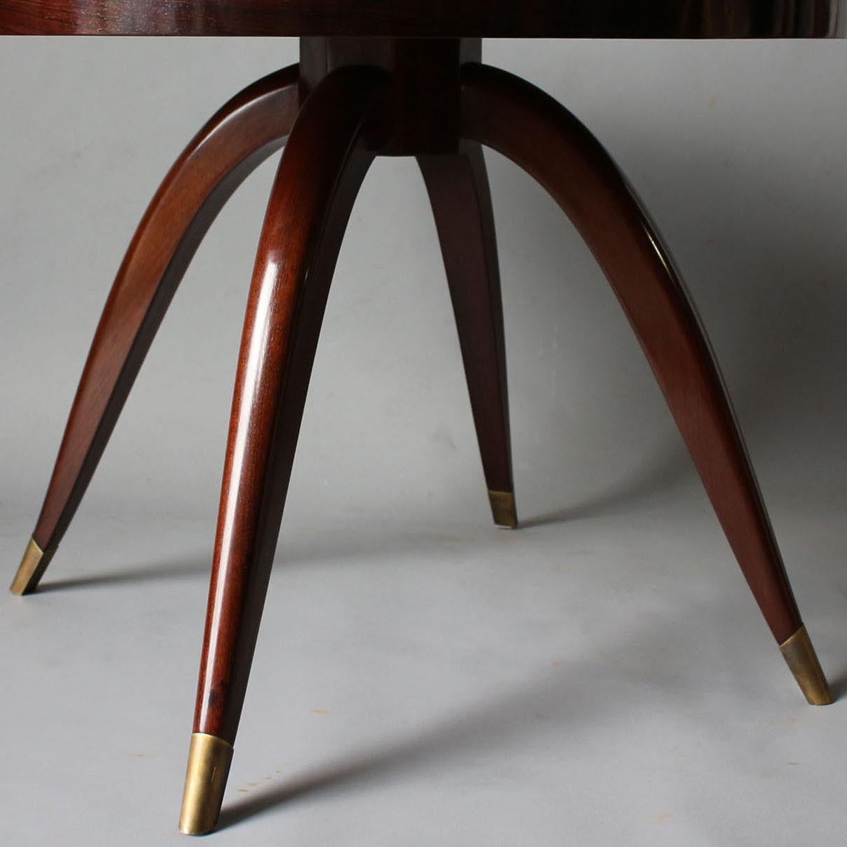 Guéridon en acajou de l'Art Déco français avec un plateau en verre églomisé en vente 4