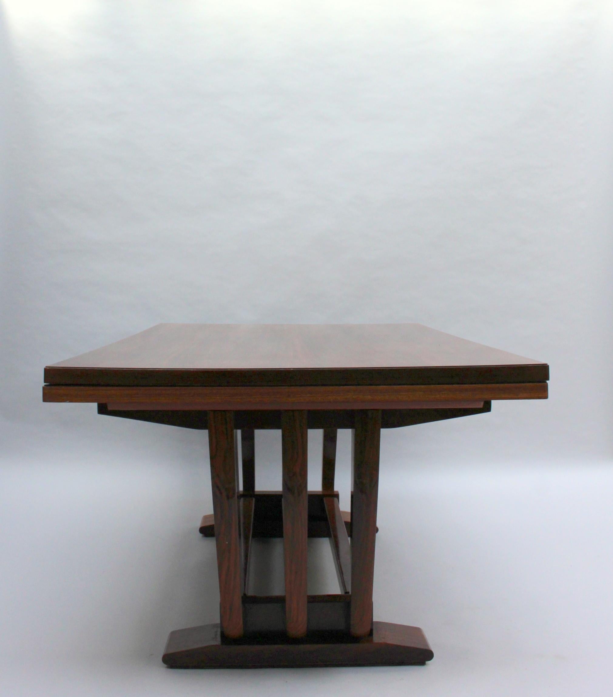 Fine French Art Deco Rosewood Dining Table by Maxime Old In Good Condition For Sale In Long Island City, NY
