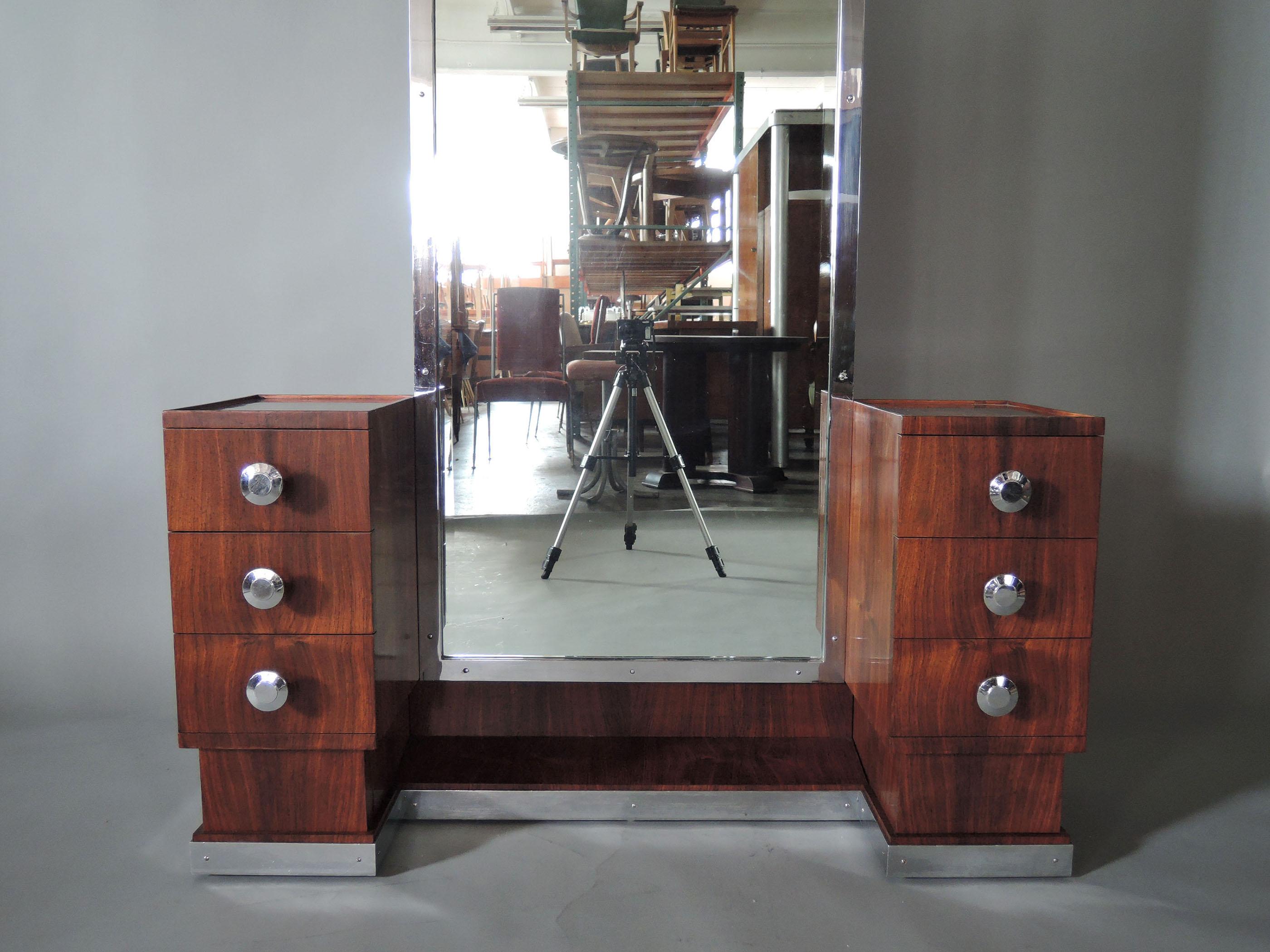 Français Coiffeuse / Vanity en bois de rose Art déco français en vente