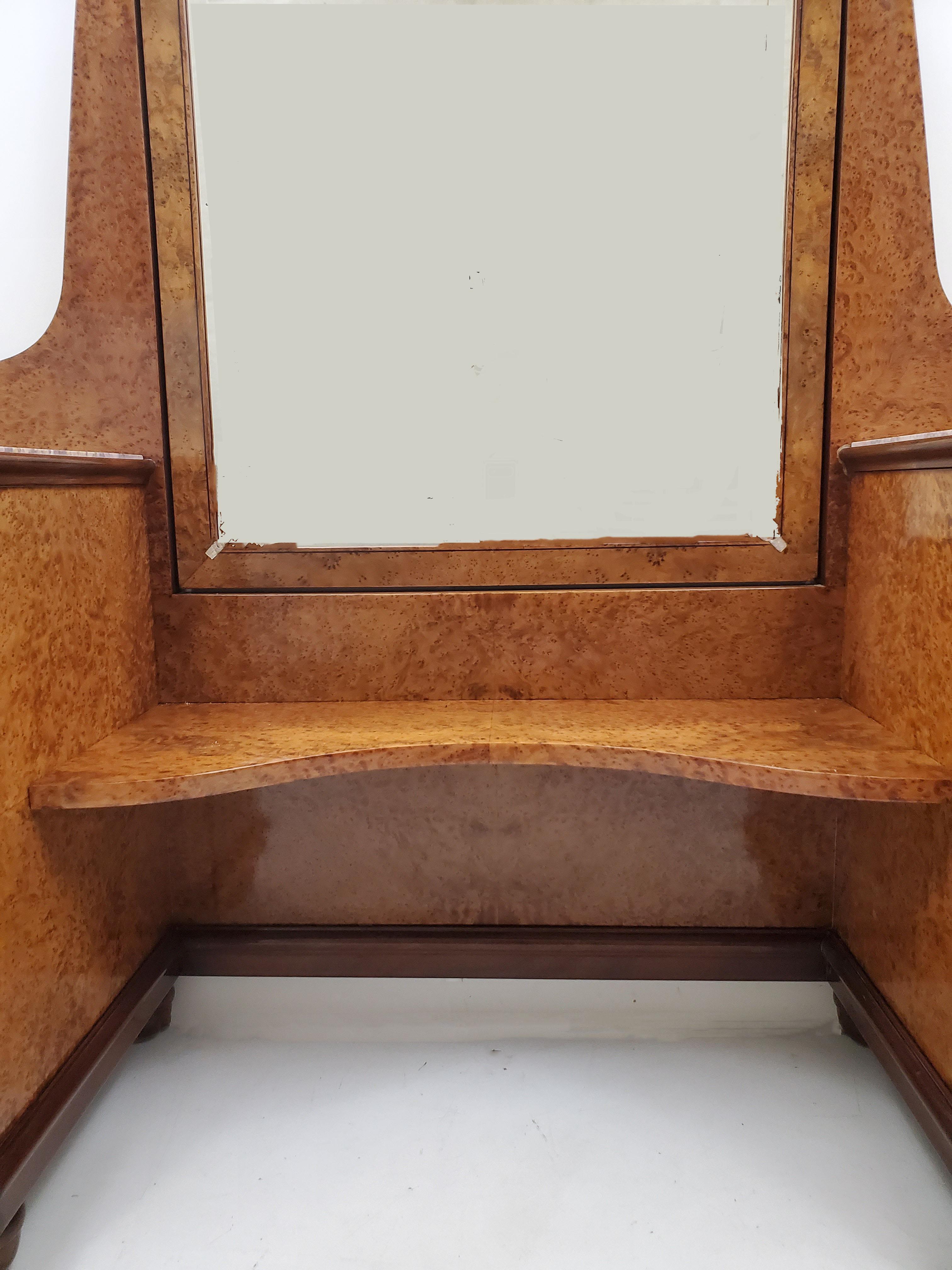 art deco dressing table with mirror