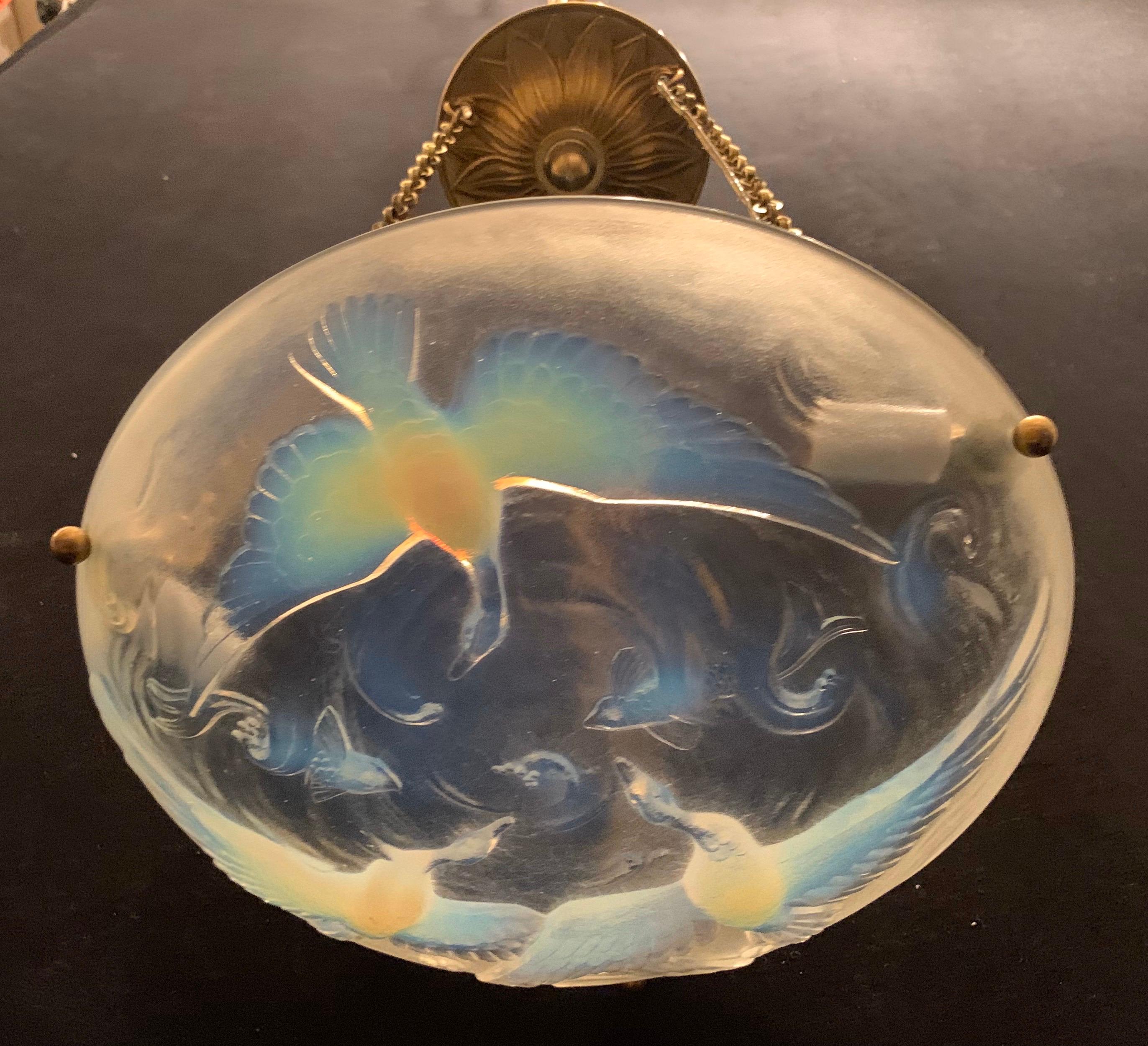 20th Century Fine French Art Deco Verlys Opalescent Glass Chandelier Kingfisher Birds Fish