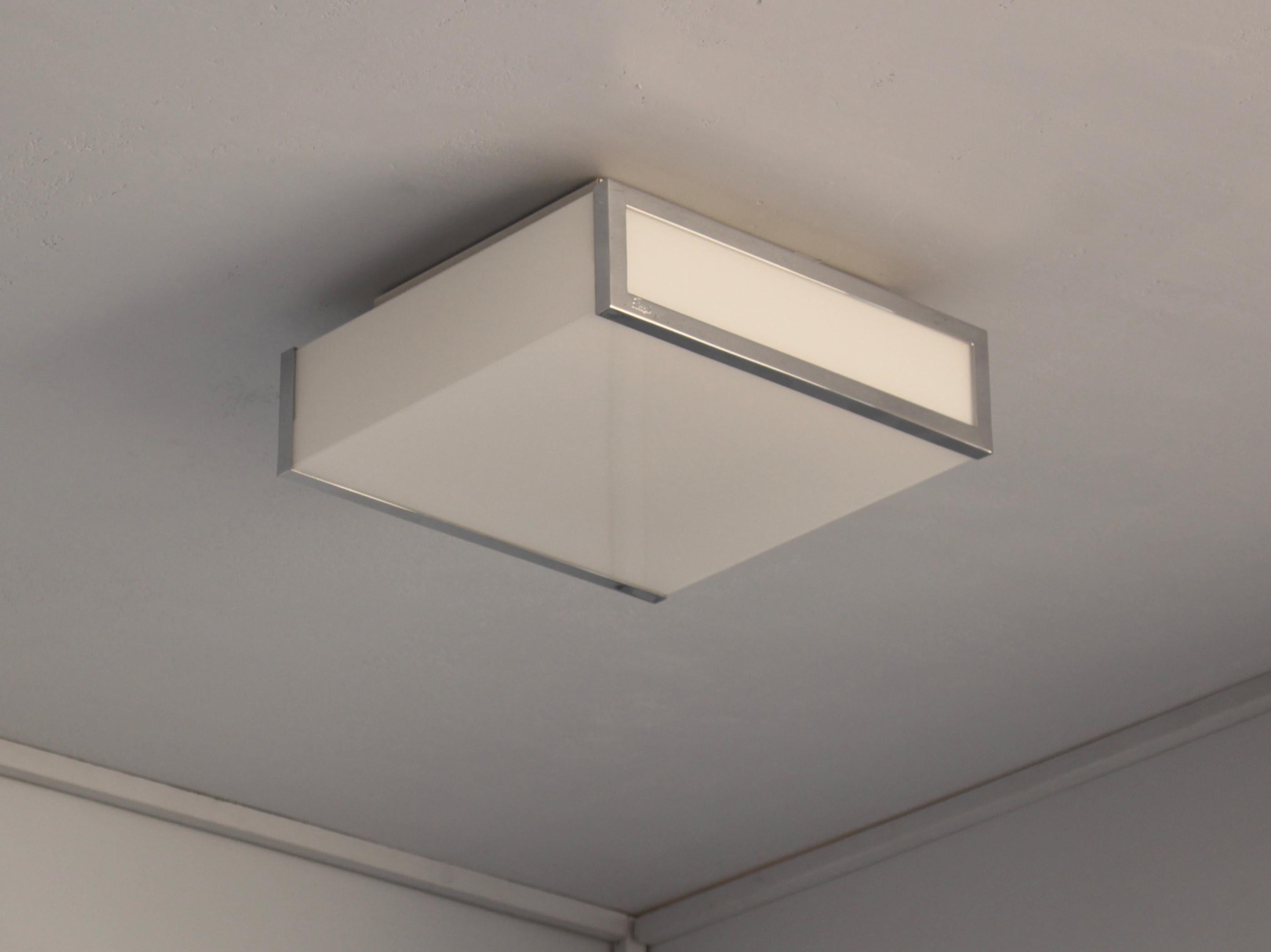 Lampada ad incasso in vetro bianco e cromo di Perzel in stile Art Deco francese in vendita 6