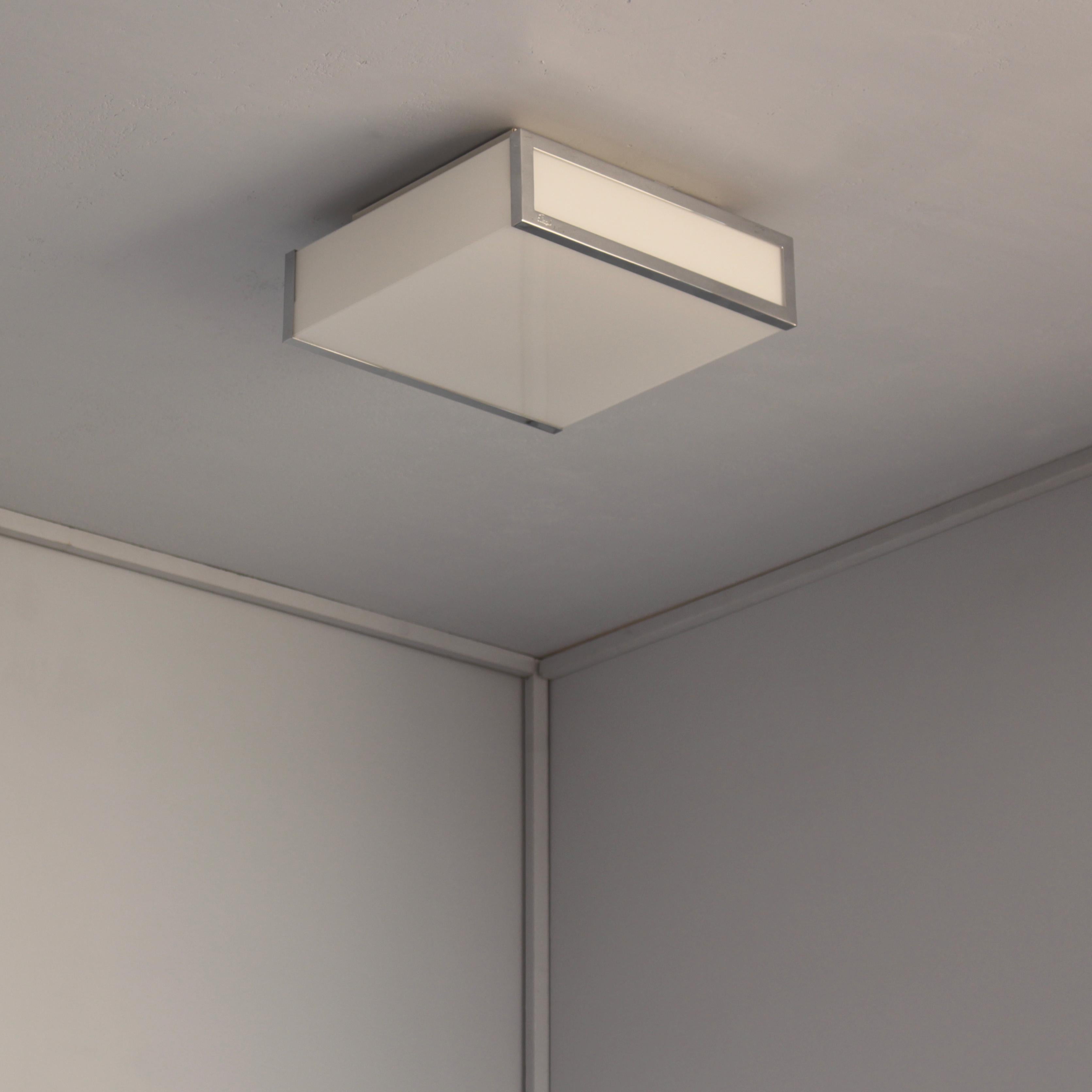 Lampada ad incasso in vetro bianco e cromo di Perzel in stile Art Deco francese in vendita 1