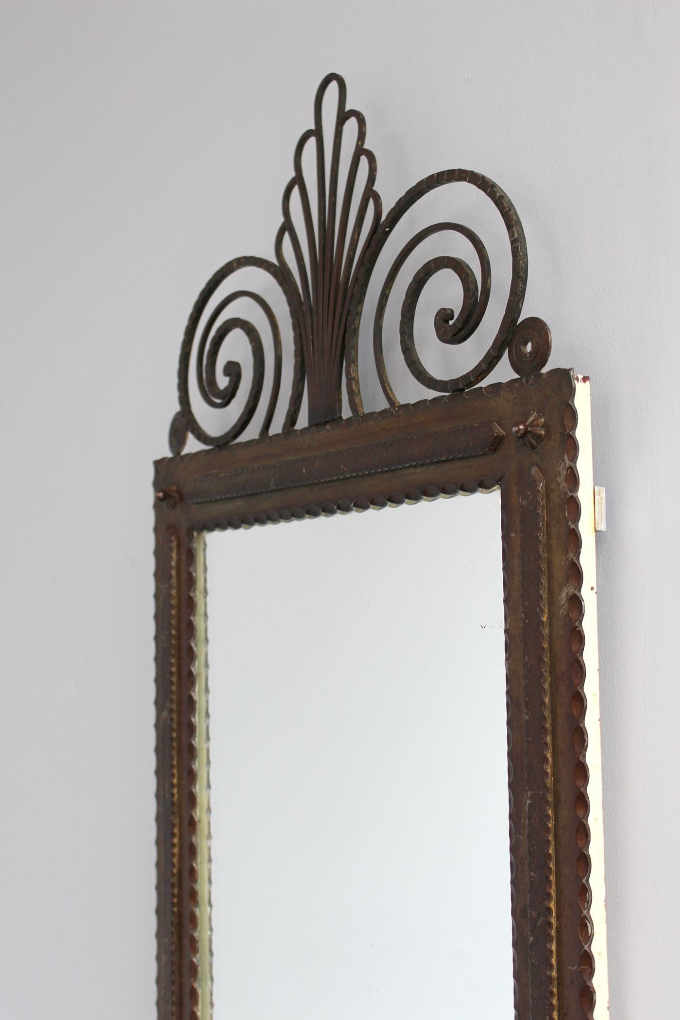 Fine French Art Deco Wrought Iron Mirror In Good Condition In Long Island City, NY