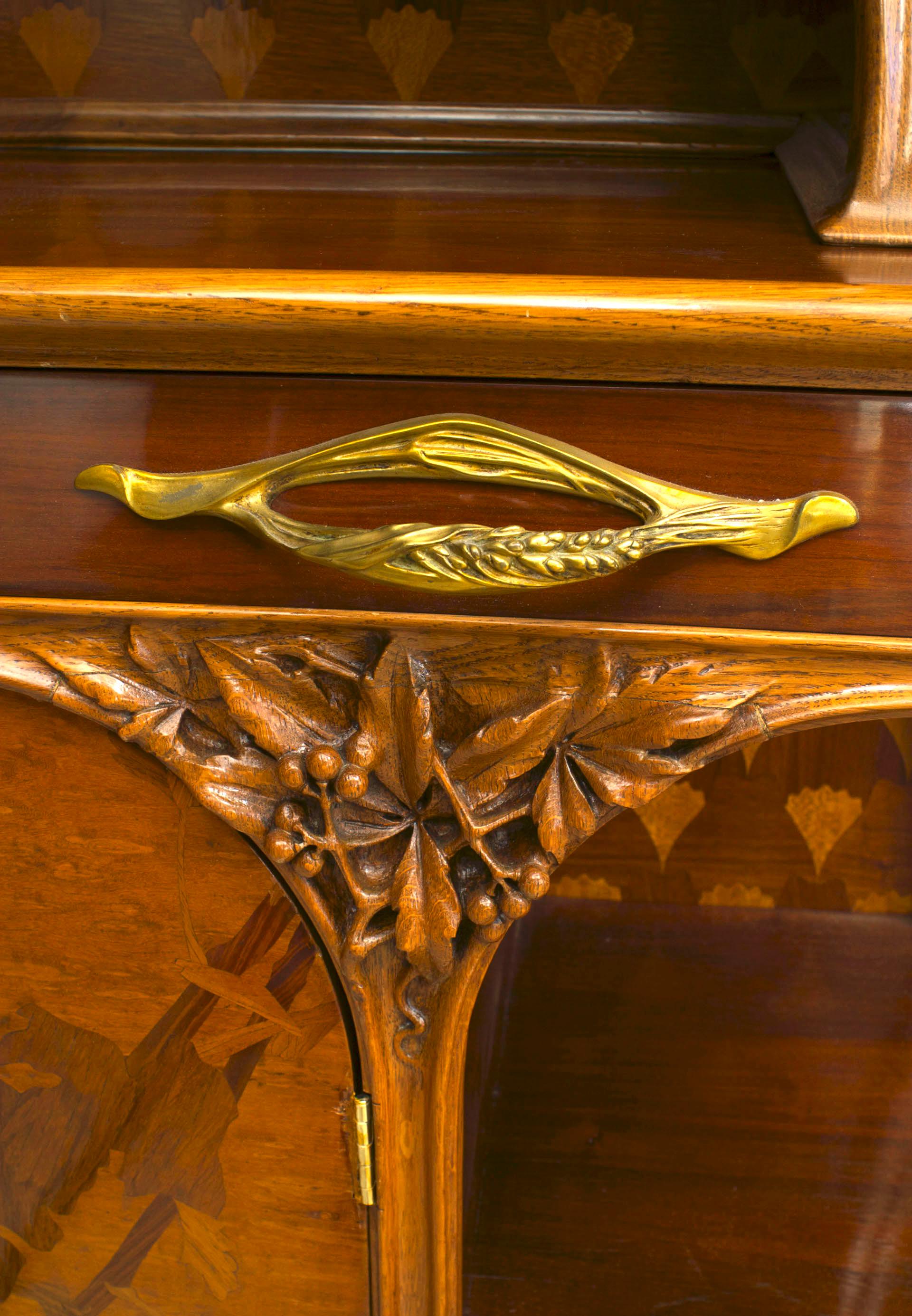 French Art Nouveau Mahogany and Walnut Cupboard In Good Condition For Sale In New York, NY