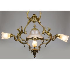 Lustre  dragon de style noclassique de la Belle poque franaise du dbut du 20e sicle