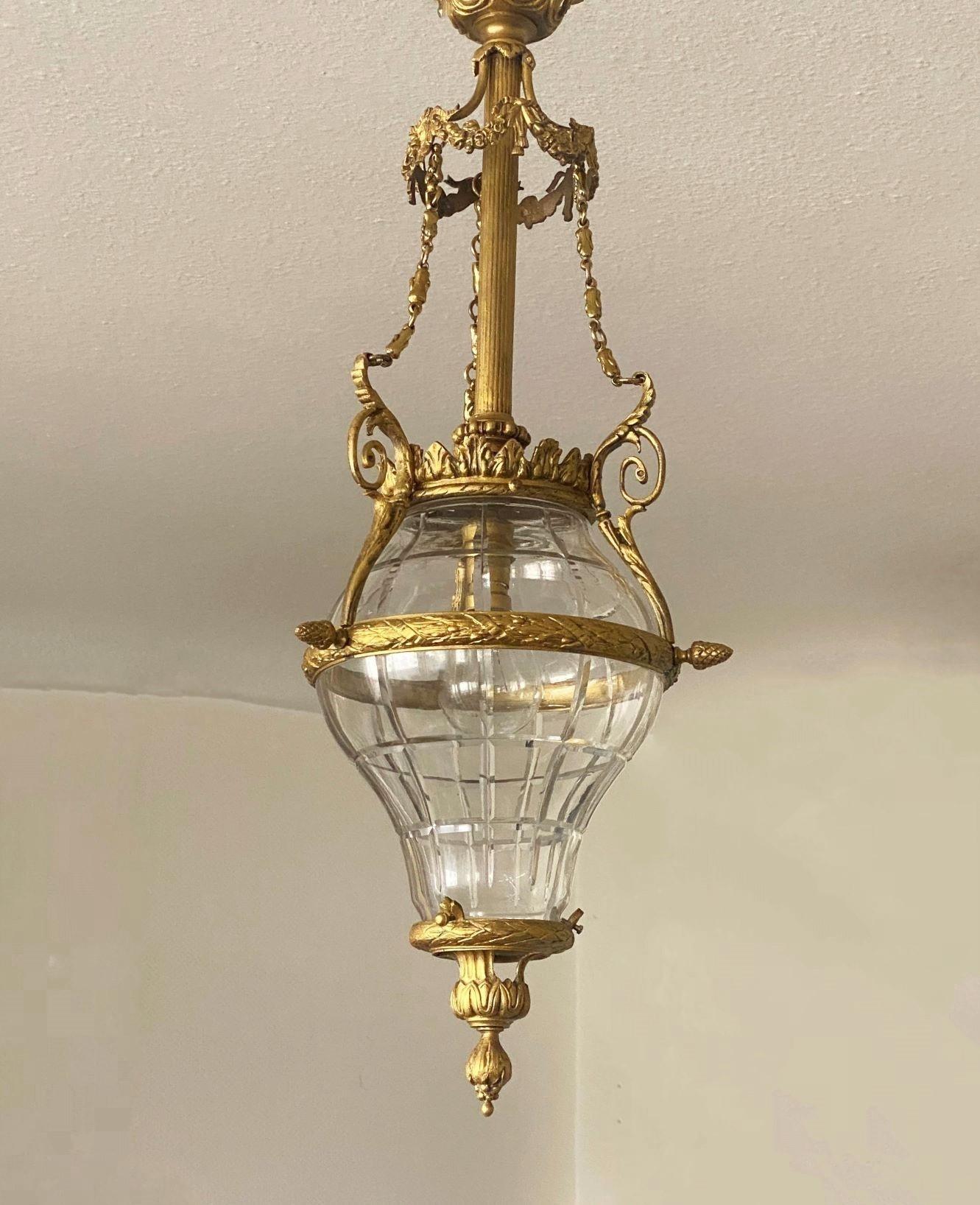 French Belle Époque Cut-Glass Gilt Bronze Lantern, 1900-1910 For Sale 1