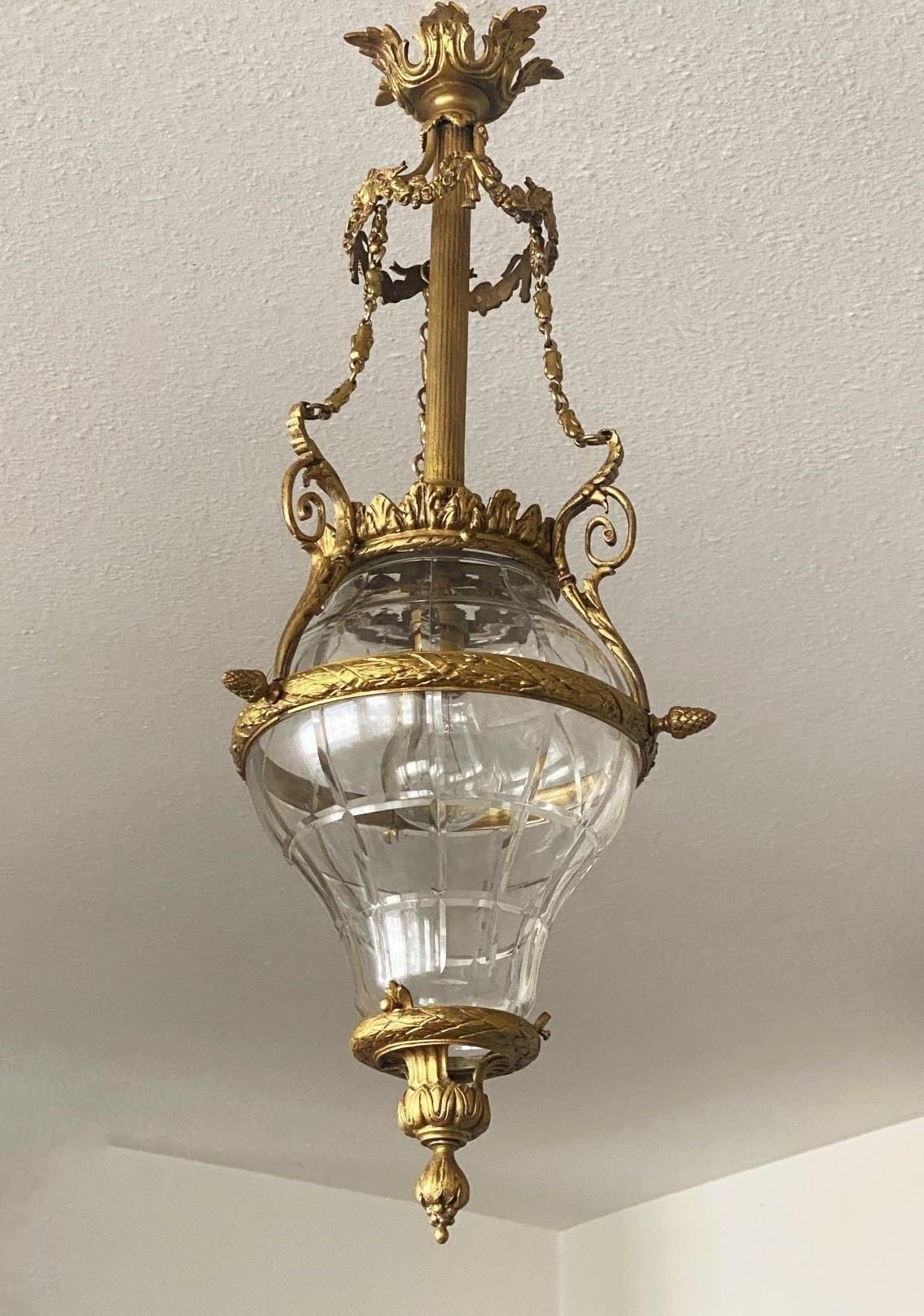 French Belle Époque Cut-Glass Gilt Bronze Lantern, 1900-1910 For Sale 3