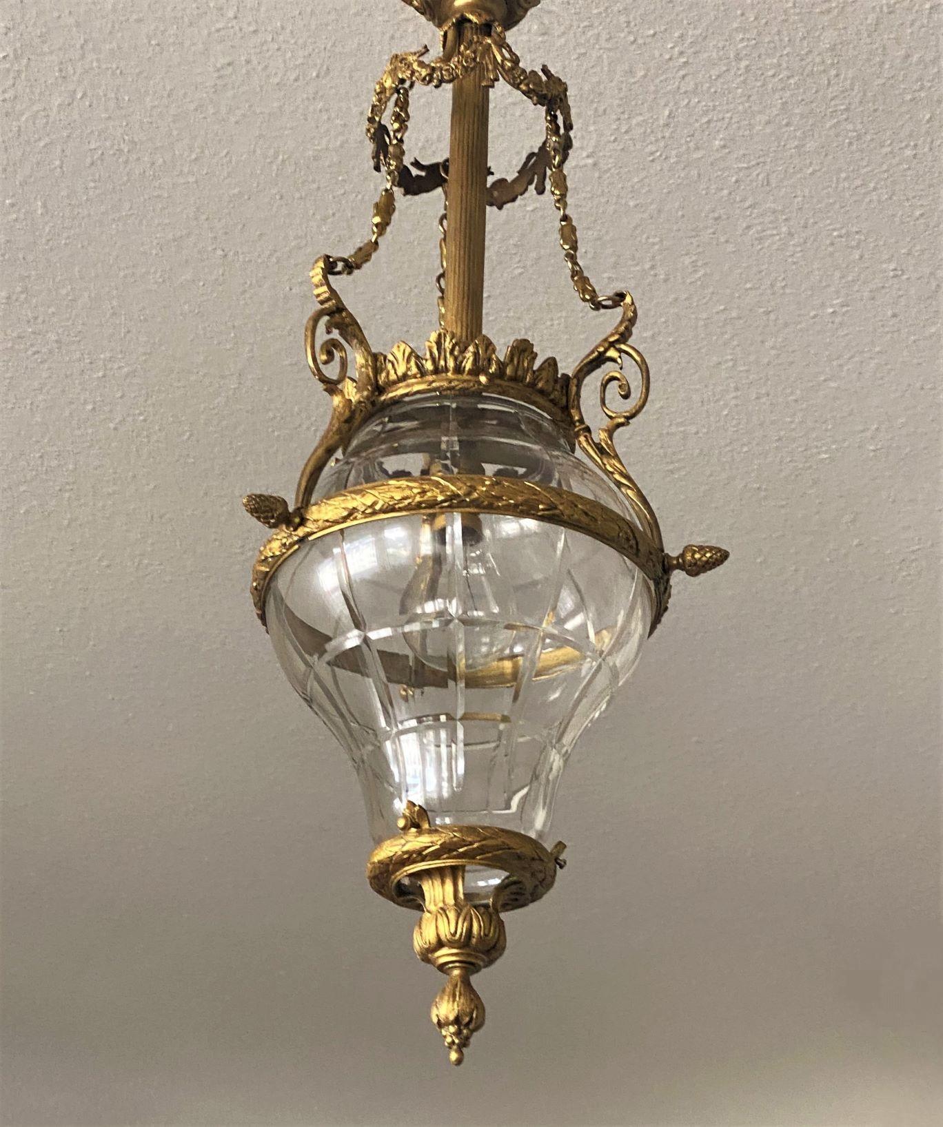 French Belle Époque Cut-Glass Gilt Bronze Lantern, 1900-1910 For Sale 3