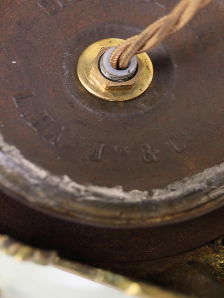 Lampada da tavolo francese in celadon con supporti in bronzo dorato - timbro Parigi in vendita 4