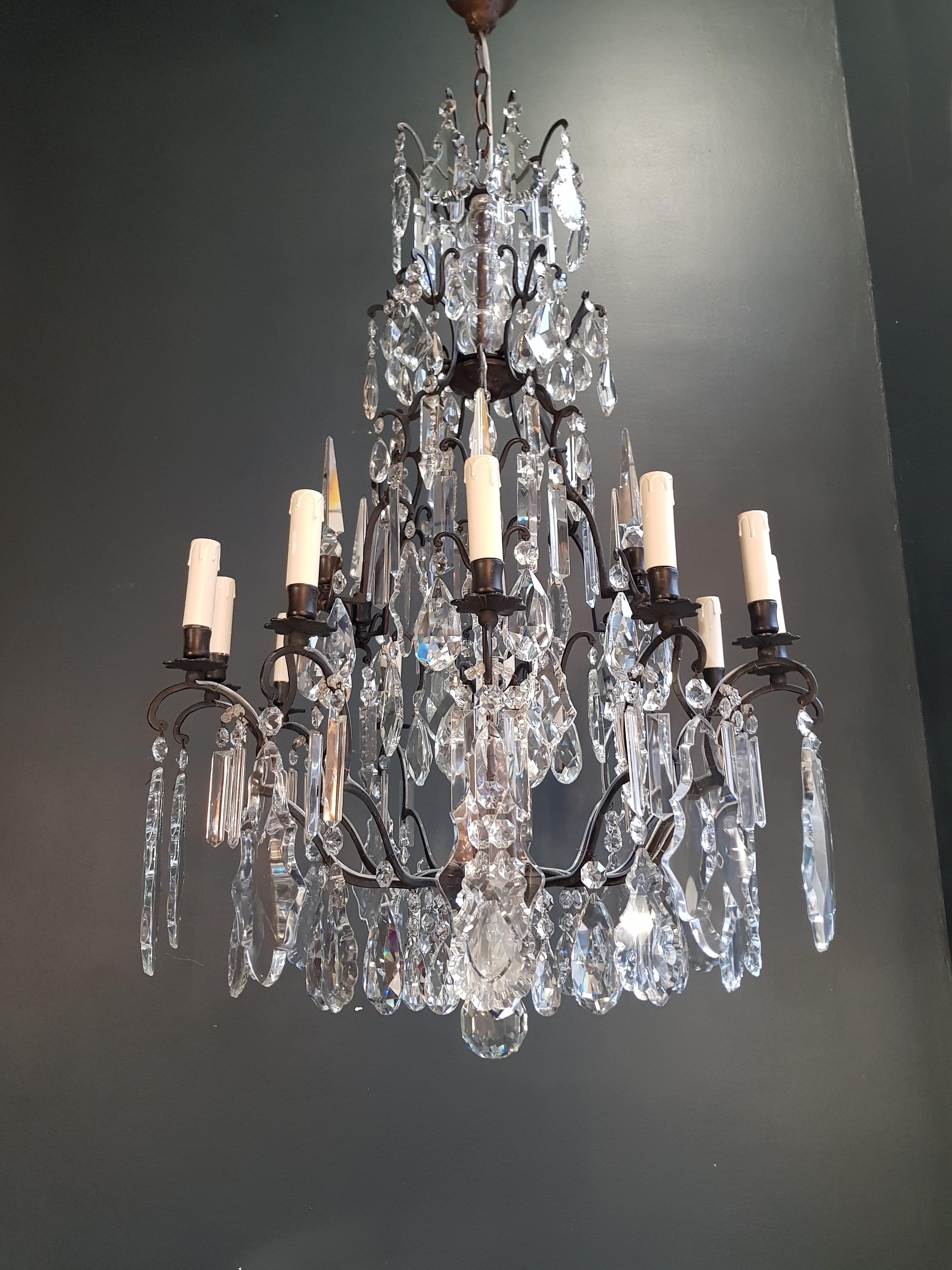 old chandelier with love and professionally restored in Berlin. electrical wiring works in the US.
Re-wired and ready to hang
not one missing
Cabling completely renewed. Crystal, hand-knotted.
Measures: Total height 130 cm, height without chain 100