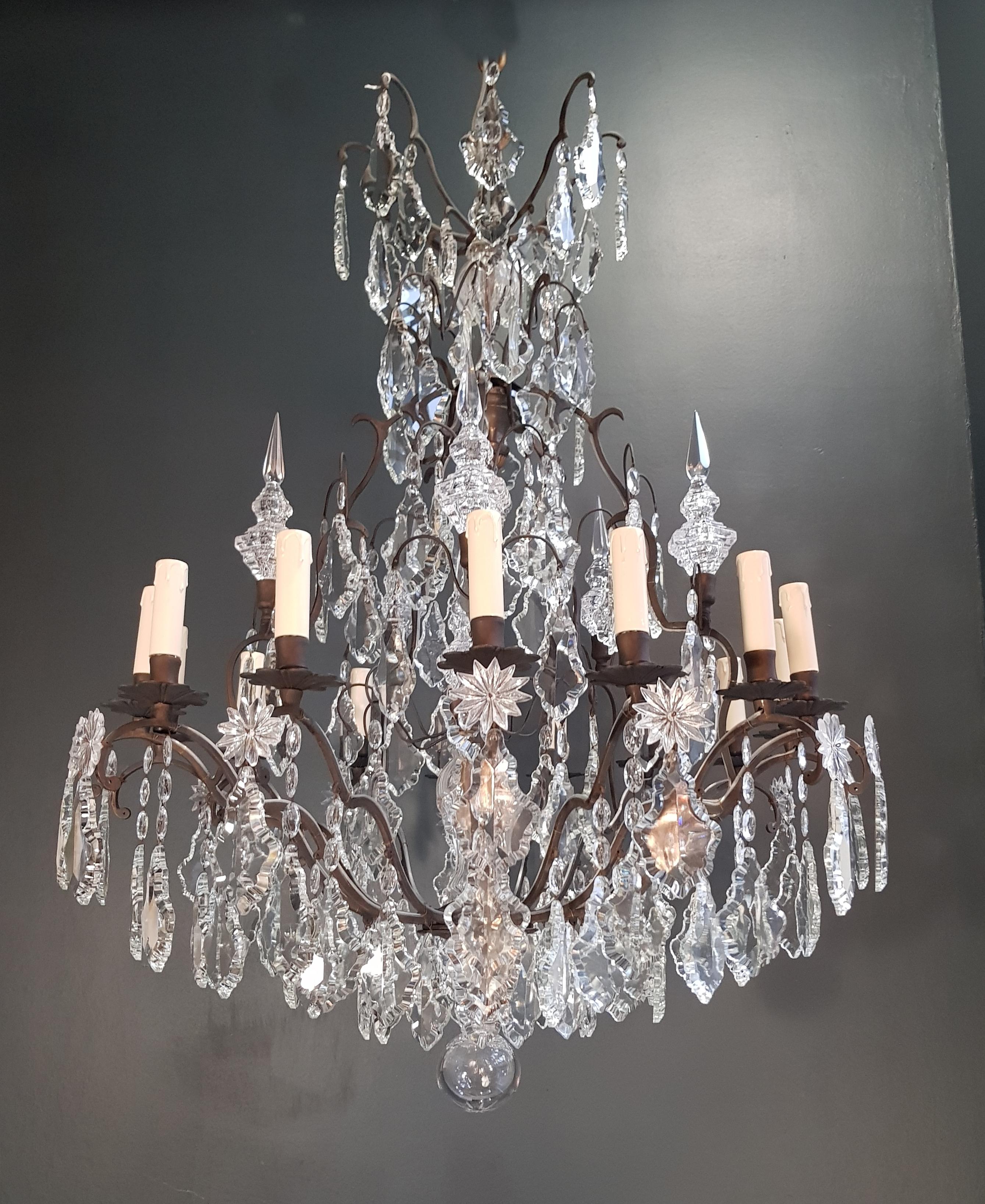 old chandelier with love and professionally restored in Berlin. electrical wiring works in the US. Re-wired and ready to hang. not one missing. Cabling completely renewed. Crystal, hand-knotted.

Measures: Total height 150 cm, height without chain