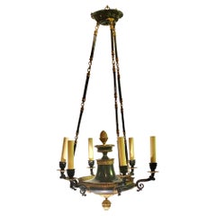 Lustre à six lumières de style Empire français en bronze doré et métal patiné