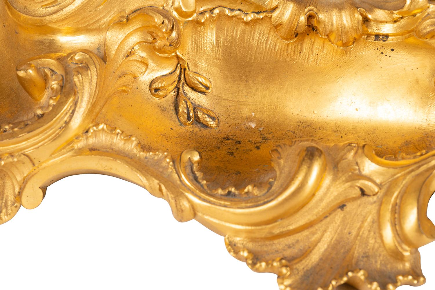 Encrier français de style rococo de la fin du 19ème siècle, doré et doré par Millet en vente 1